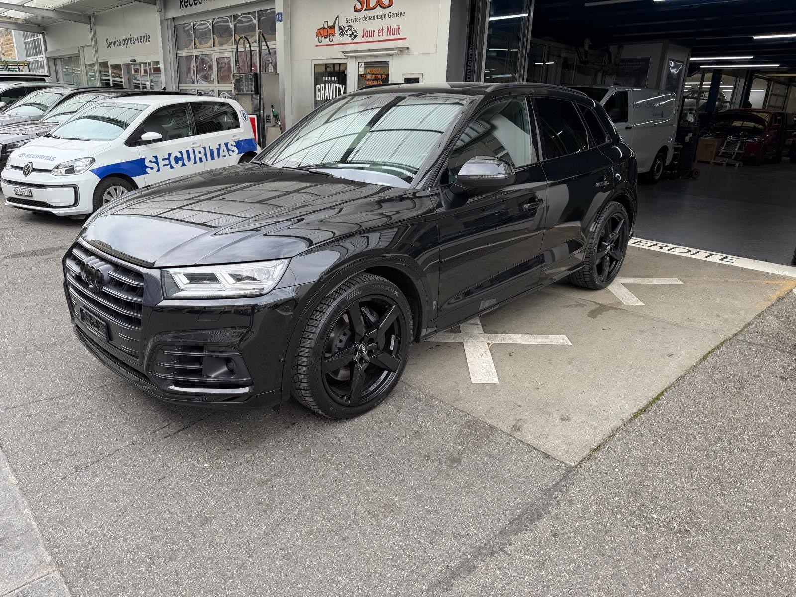 AUDI SQ5 TDI quattro tiptronic-image-2