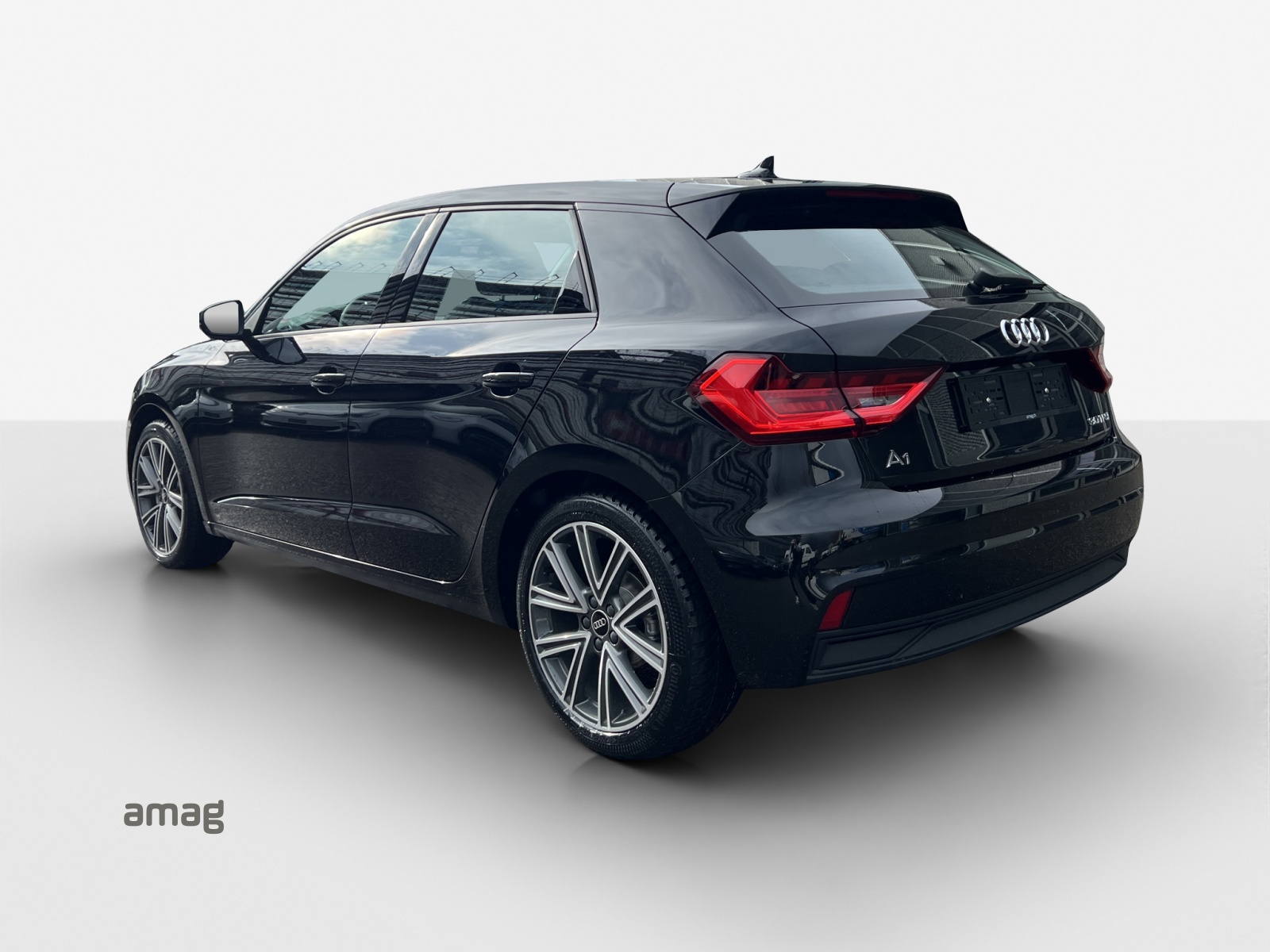 AUDI A1 Sportback 30 TFSI Attraction S-tronic-showroom-element-2