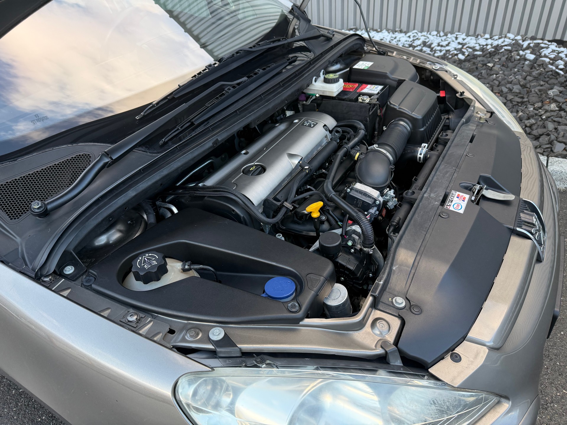 PEUGEOT 307 SW 2.0 16V Premium AUTOMATIQUE-image-29