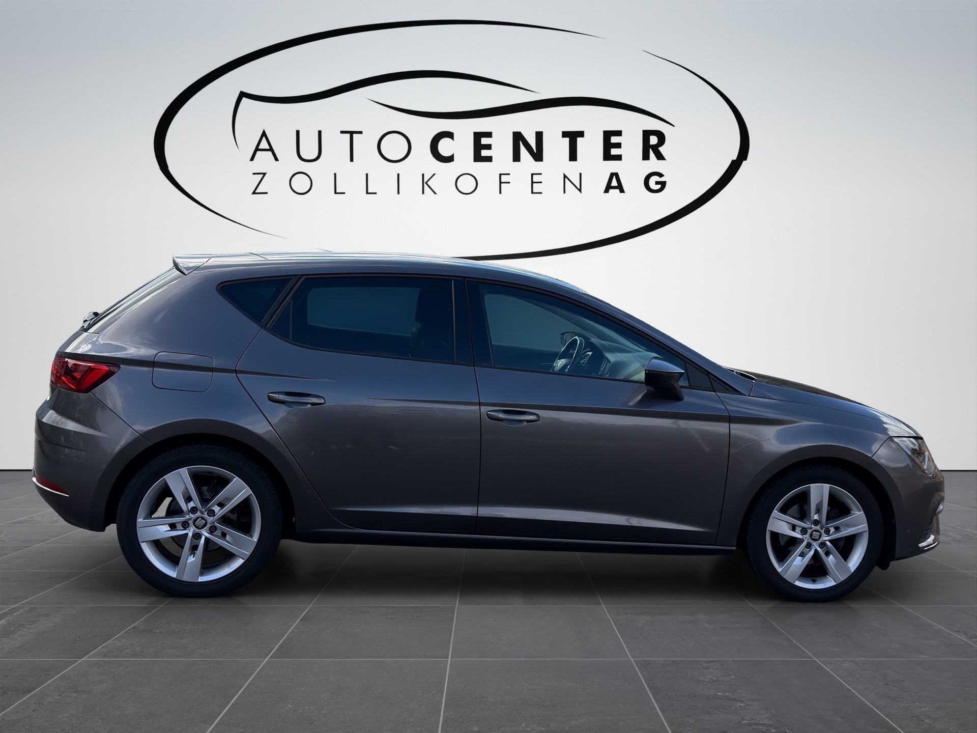 SEAT Leon 1.4 TSI FR Line DSG-showroom-element-3