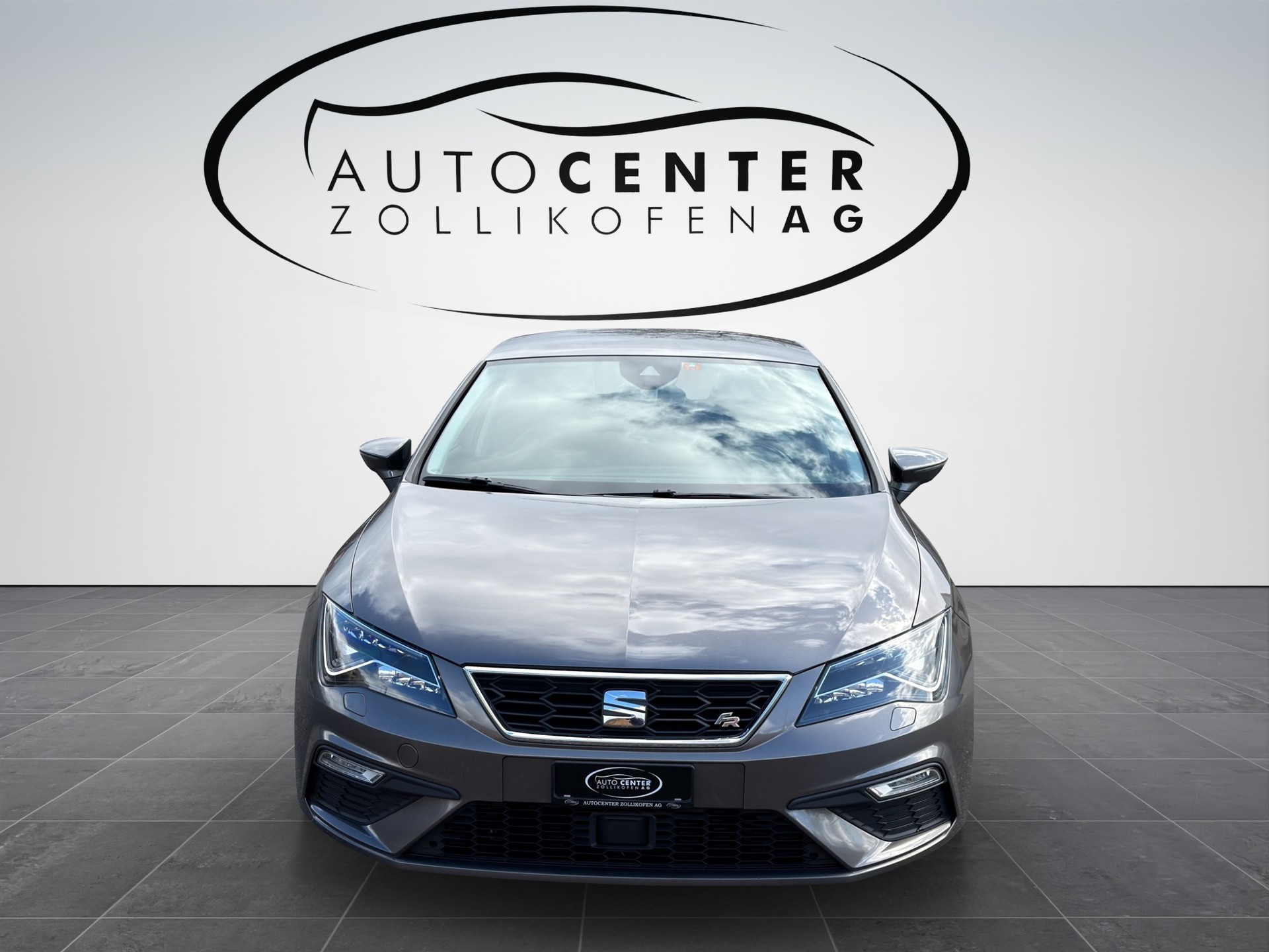 SEAT Leon 1.4 TSI FR Line DSG-showroom-element-1