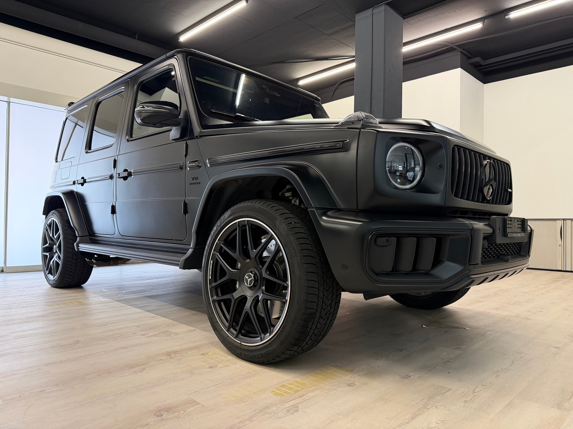 MERCEDES-BENZ G 63 AMG 9G-Tronic-image-9