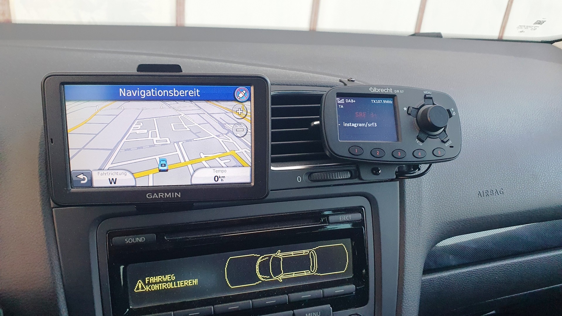 VW Golf Variant 1.4 TSI Comfortline DSG-image-12