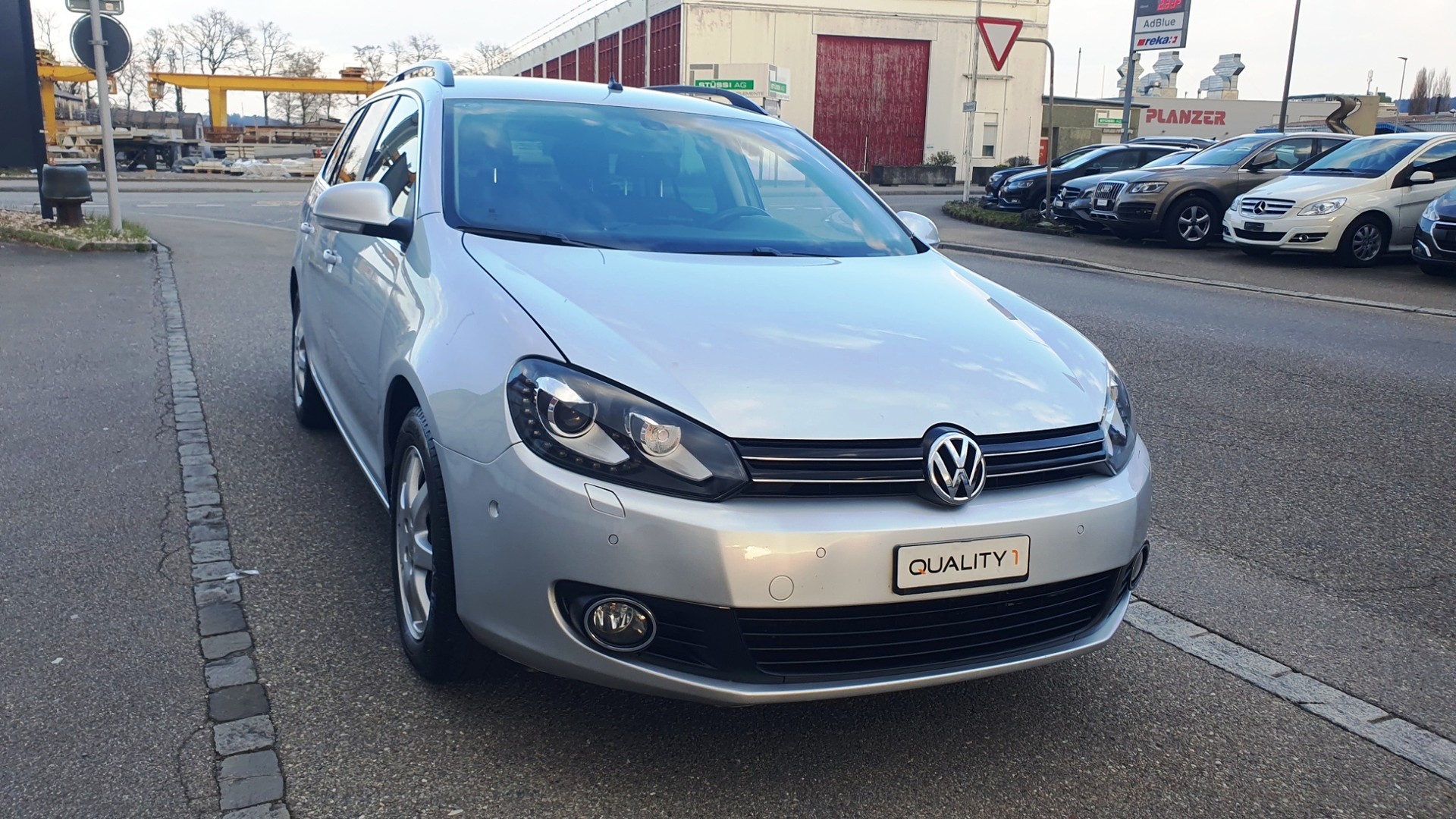 VW Golf Variant 1.4 TSI Comfortline DSG-image-1