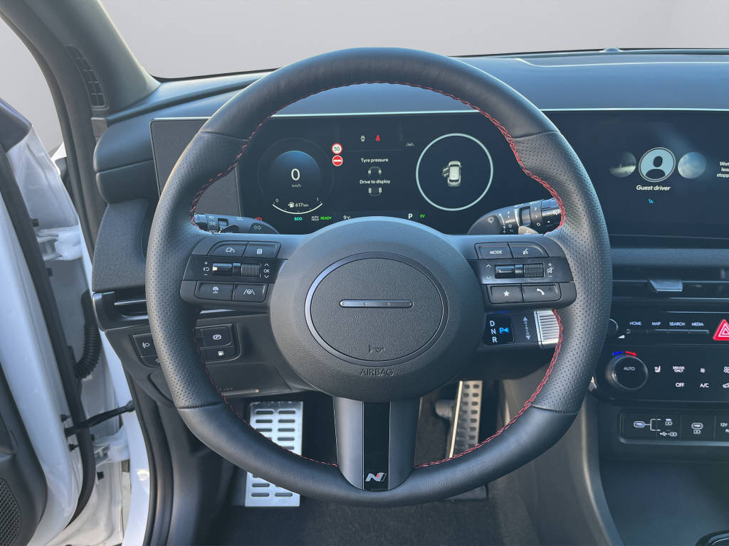 HYUNDAI Tucson 1.6 T-GDi PHEV N-Line 4WD-image-9