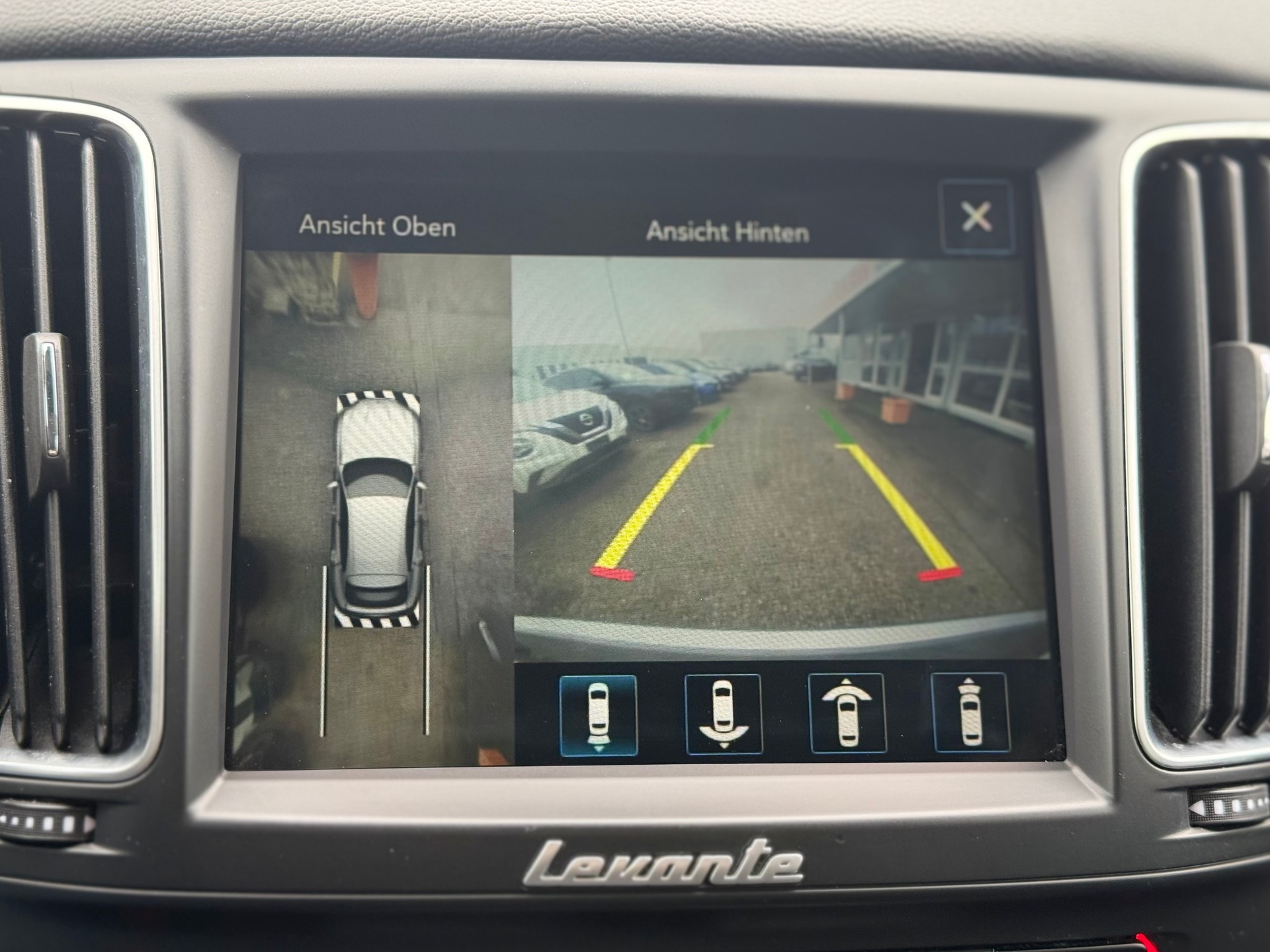 MASERATI Levante D 3.0 V6 Automatica-image-11