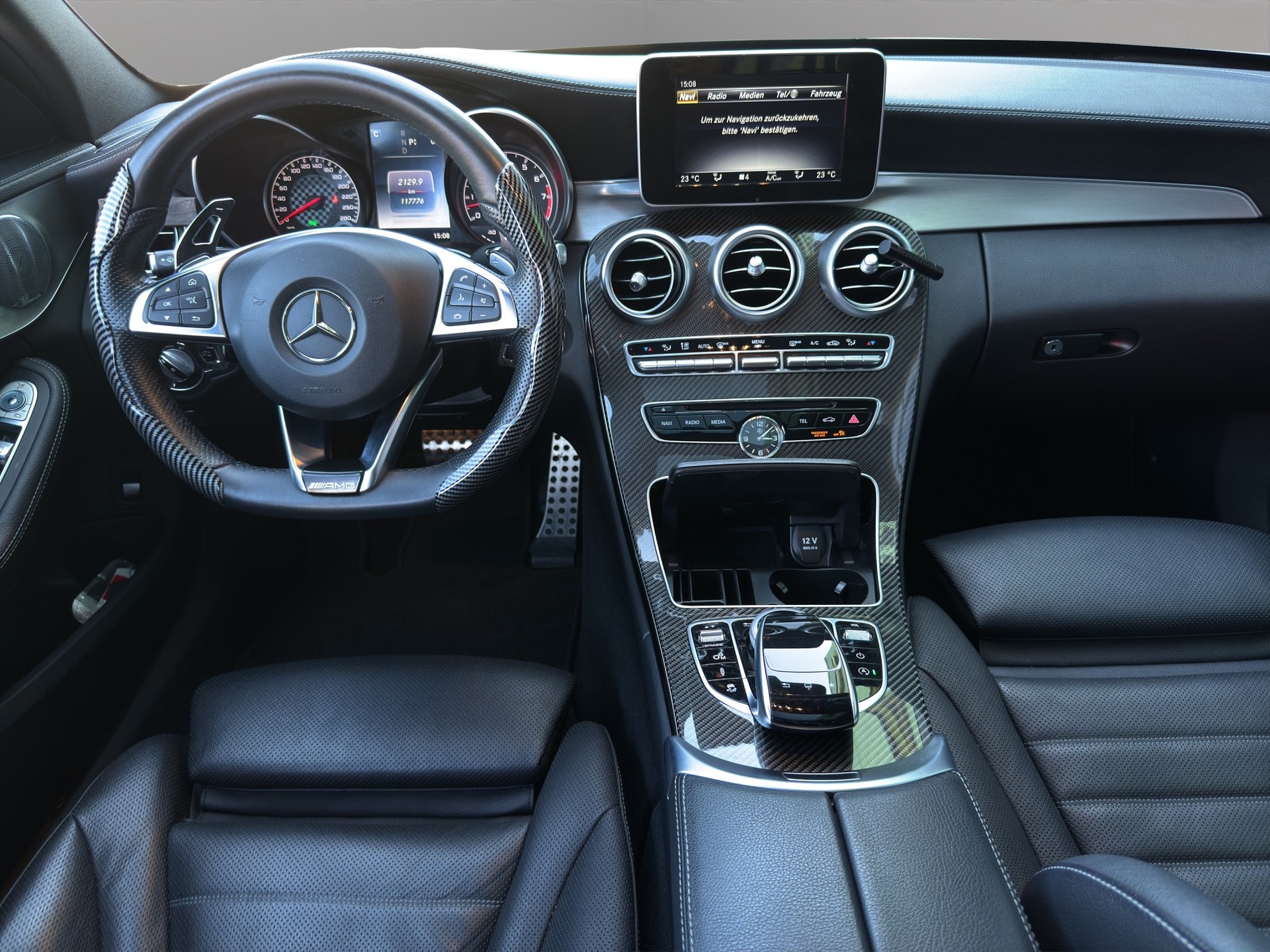 MERCEDES-BENZ C 450 AMG 4Matic 7G-Tronic-image-12