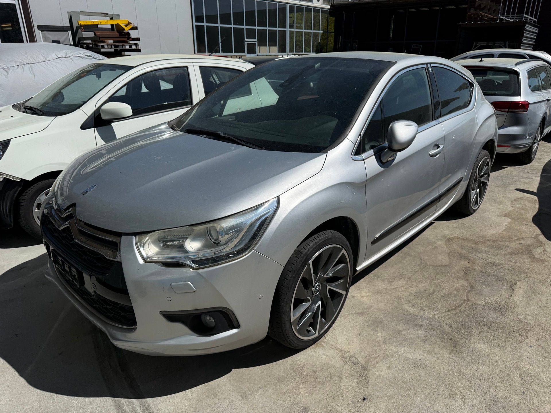 DS AUTOMOBILES DS4 1.6 THP Sport Chic-showroom-element-1