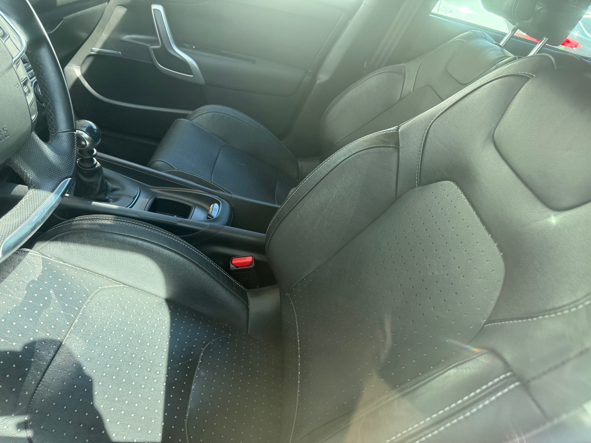 DS AUTOMOBILES DS4 1.6 THP Sport Chic-image-9