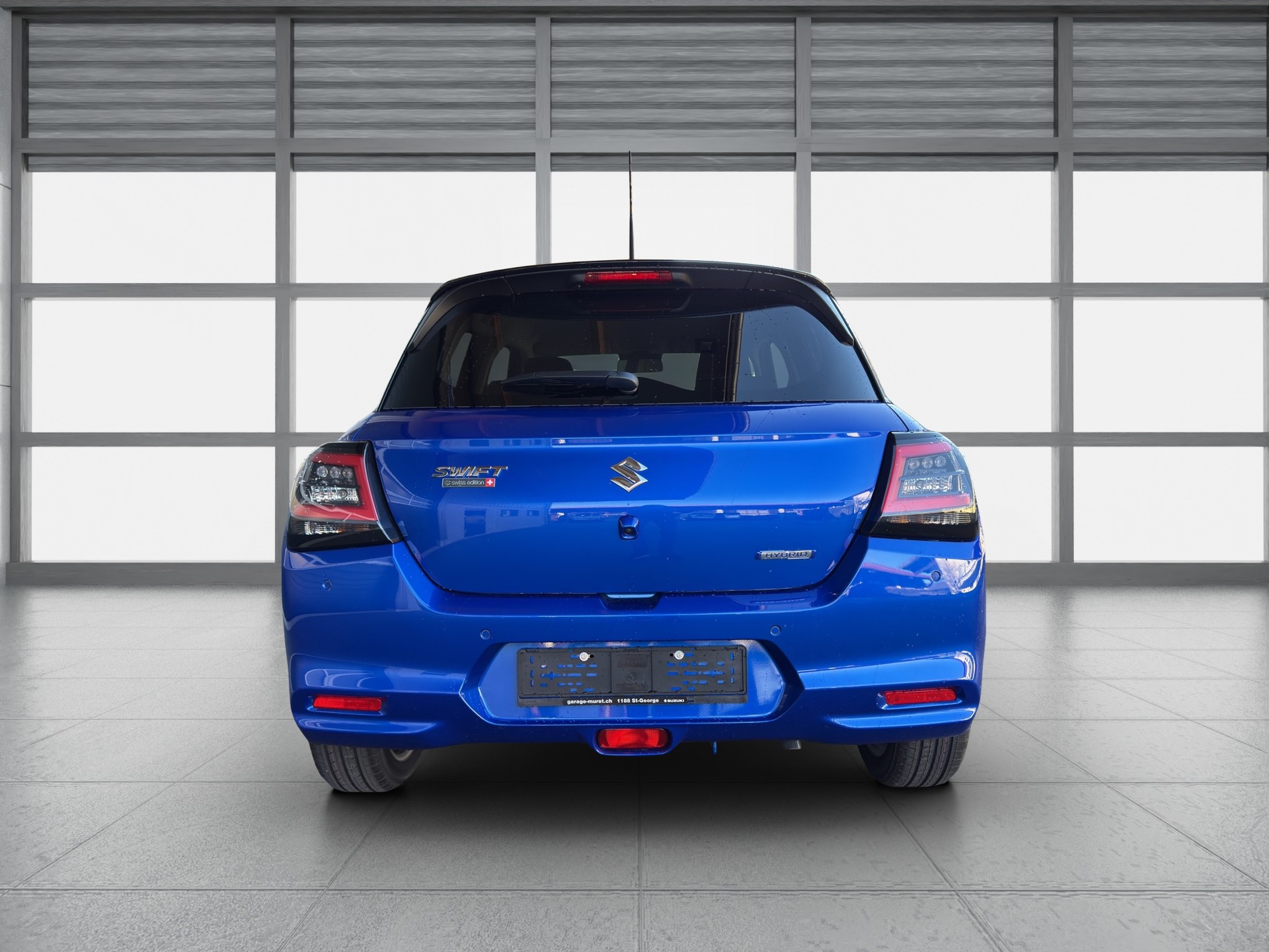 SUZUKI Swift 1.2 Sakura Top Hybrid 4x4-image-3