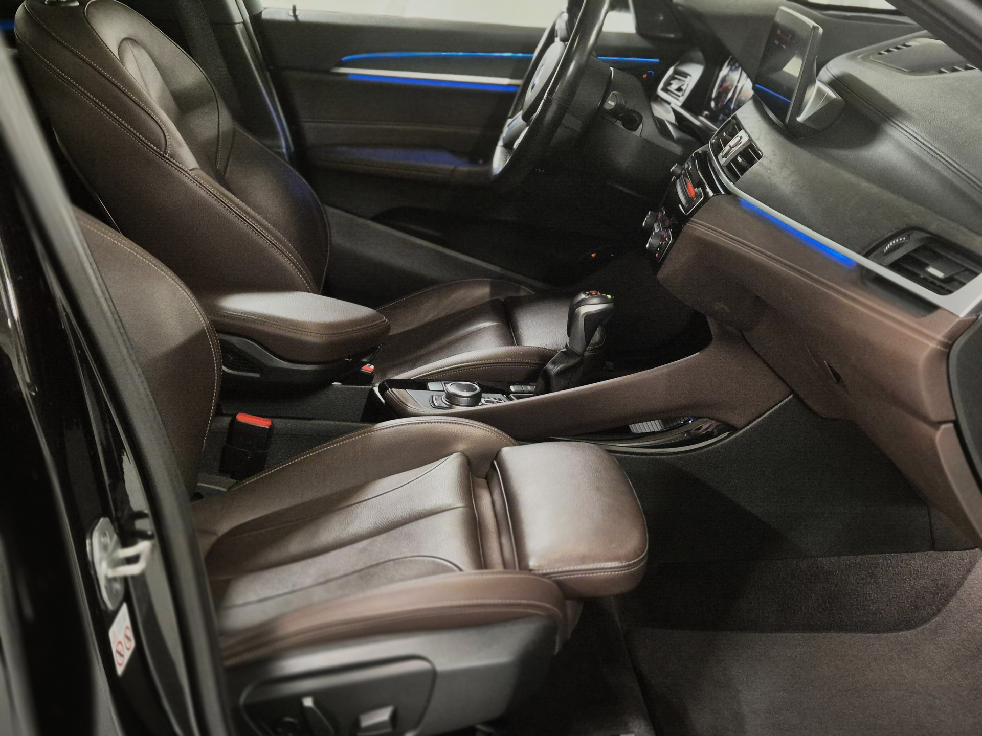 BMW X1 xDrive 25e M Sport Steptronic-image-18