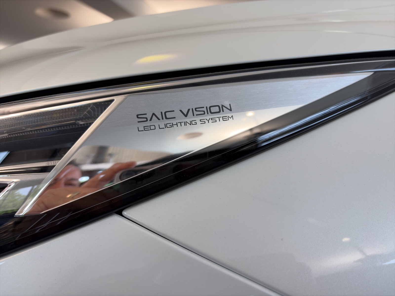 MG HS 1.5 Hybrid Luxury-image-11