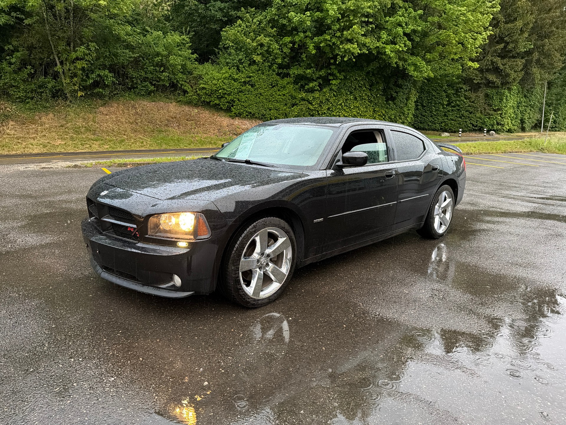 DODGE Charger 5.7 R/T V8 Hemi
