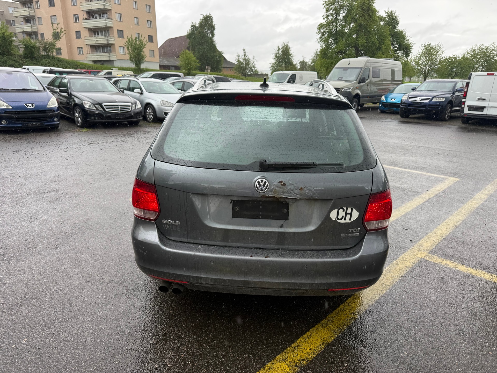 VW Golf Variant 1.6 TDI Value 4Motion-image-4