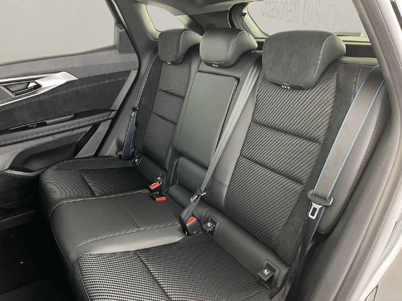 RENAULT Austral 1.2 E-Tech esprit Alpine-image-16