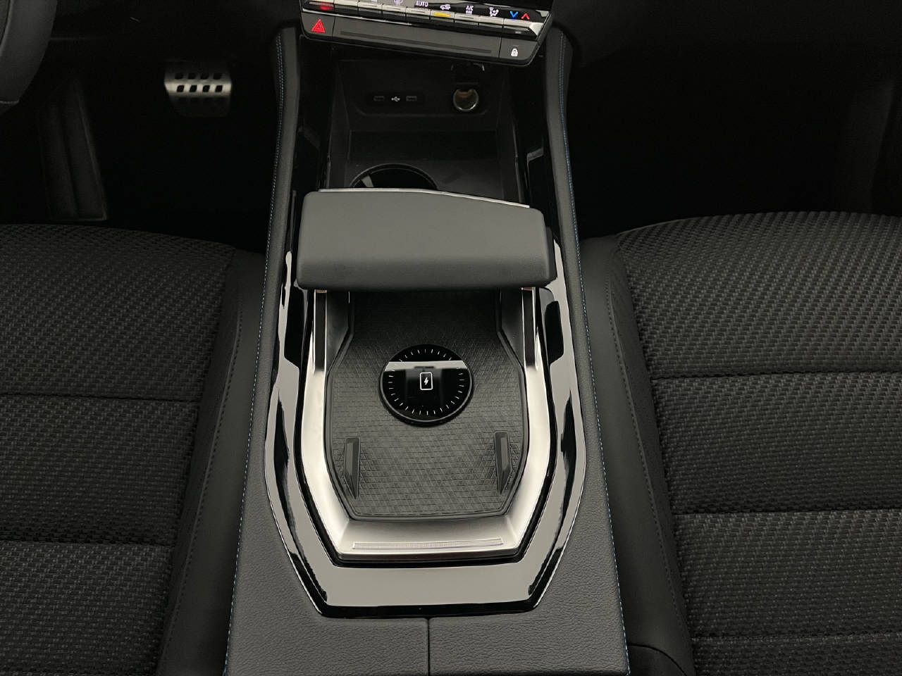 RENAULT Austral 1.2 E-Tech esprit Alpine-image-13