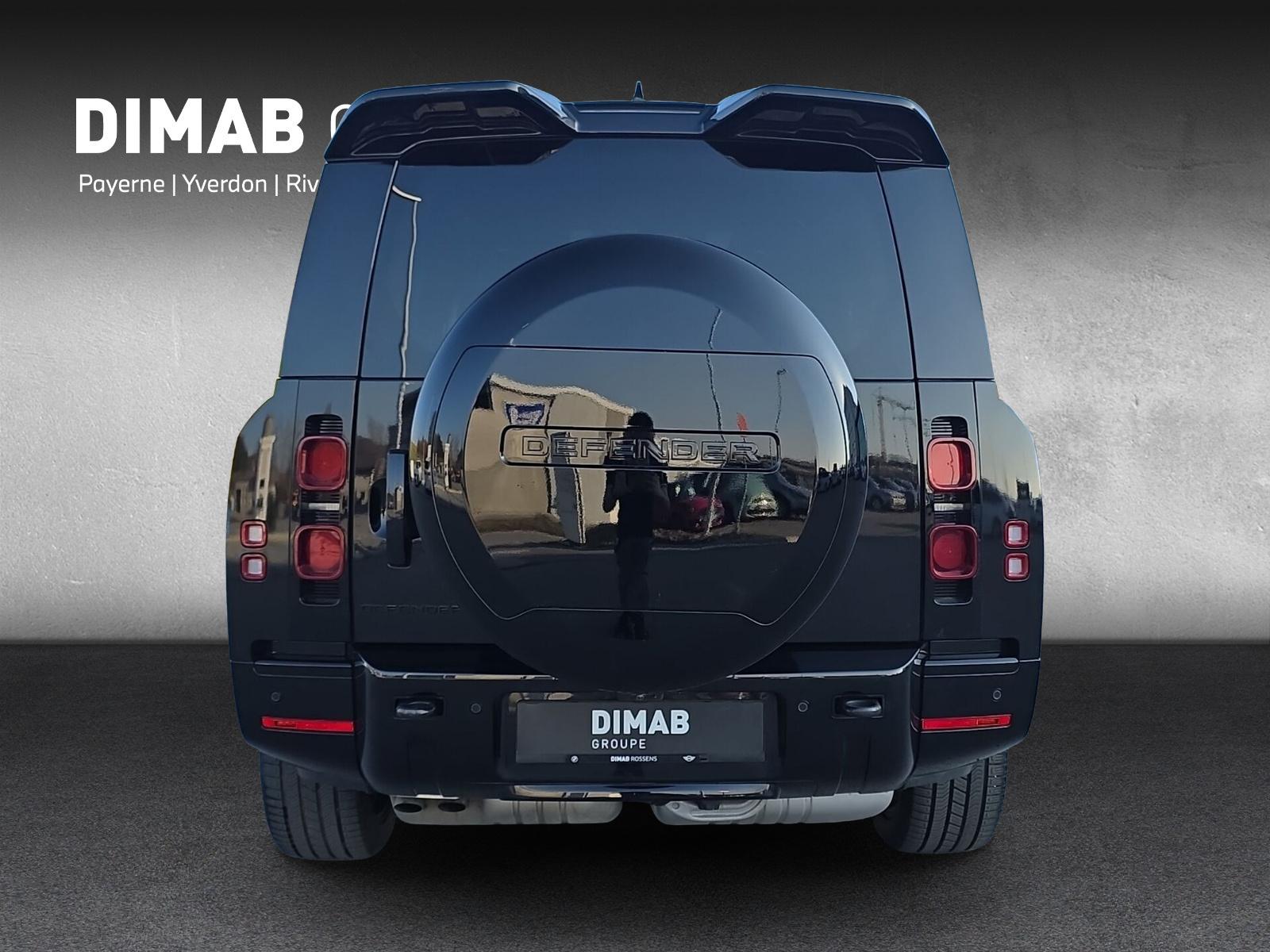 LAND ROVER Defender 130 3.0 D I6 300 X-Dynamic HSE (CH) AHK 3.0T-showroom-element-3