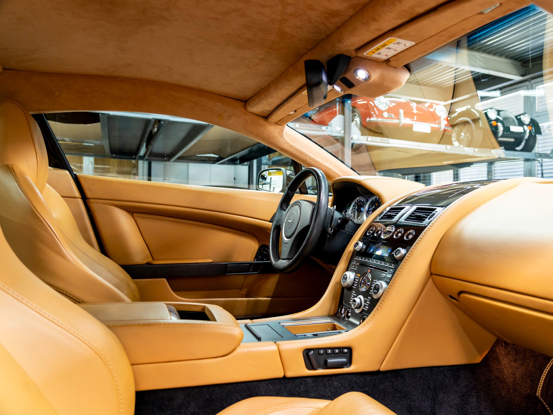 ASTON MARTIN V8 Vantage 4.7 Sportshift-image-21