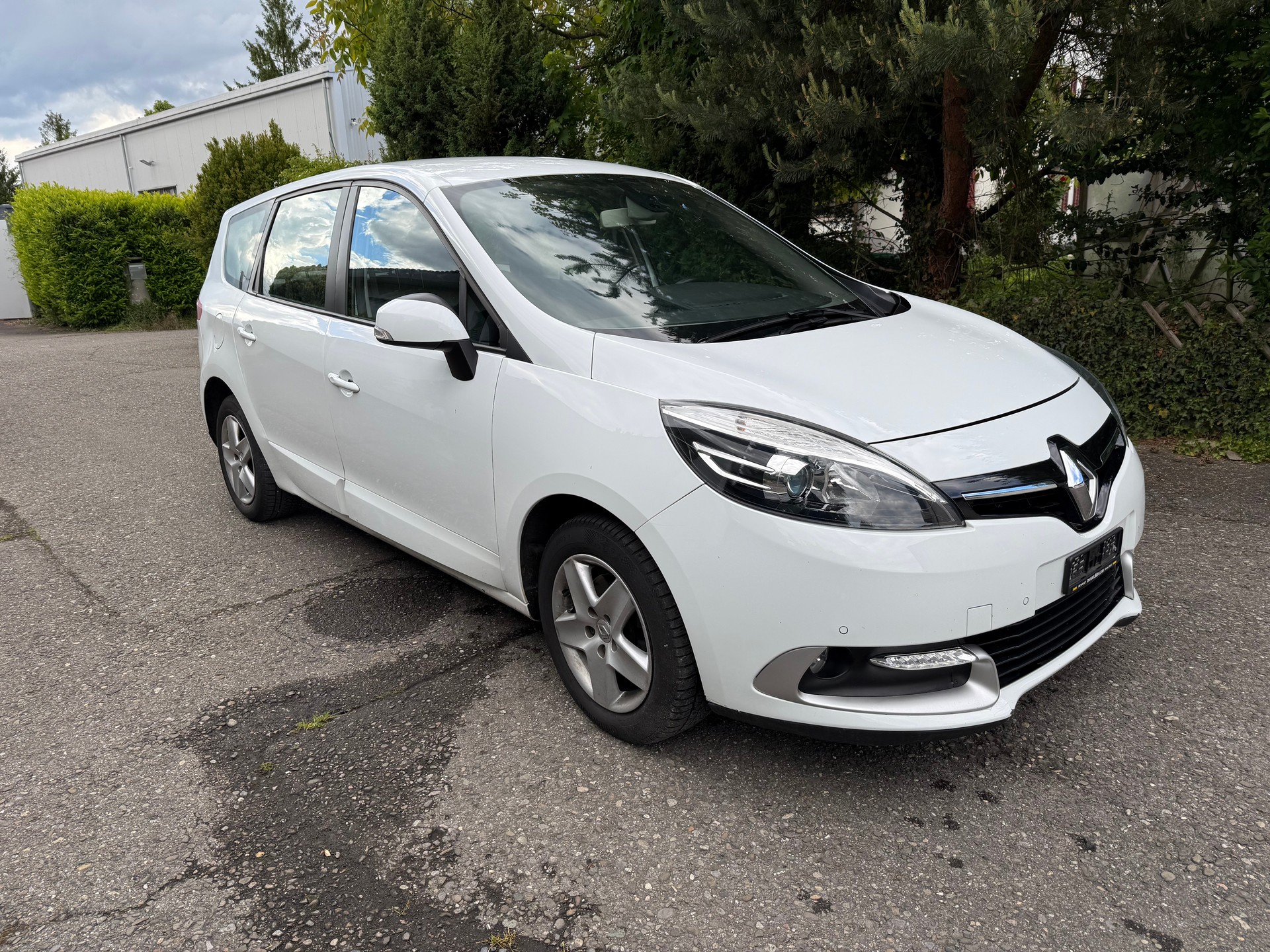 RENAULT Grand Scénic 1.5 dCi Expression EDC-image-2