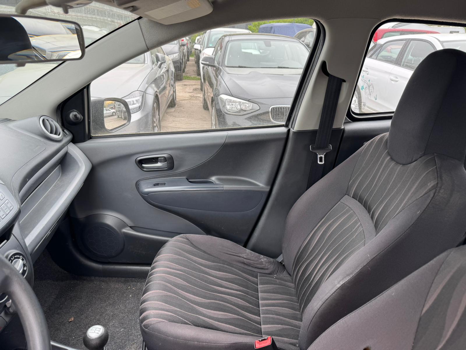 NISSAN Pixo 1.0 more-image-8