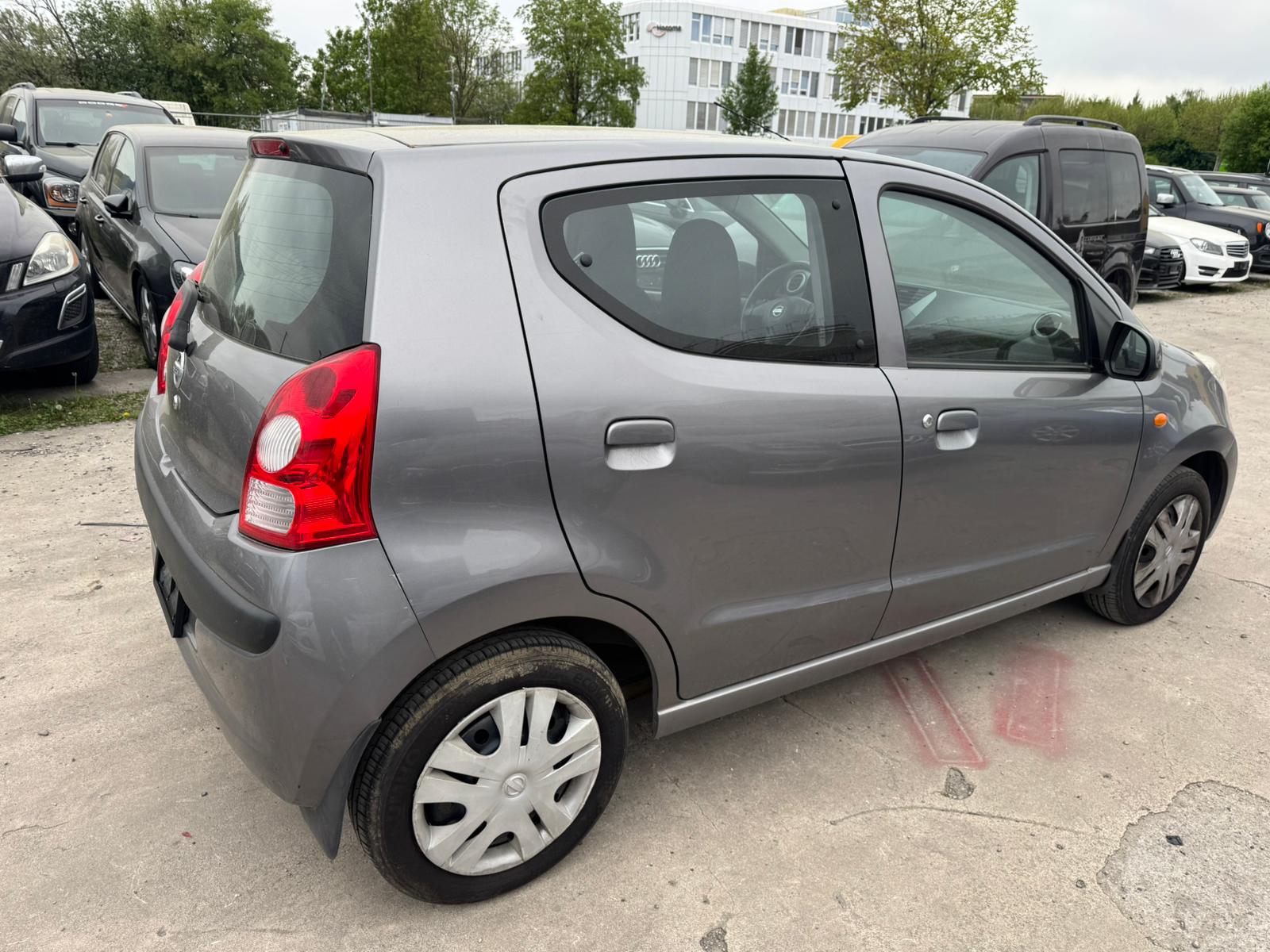 NISSAN Pixo 1.0 more-image-4