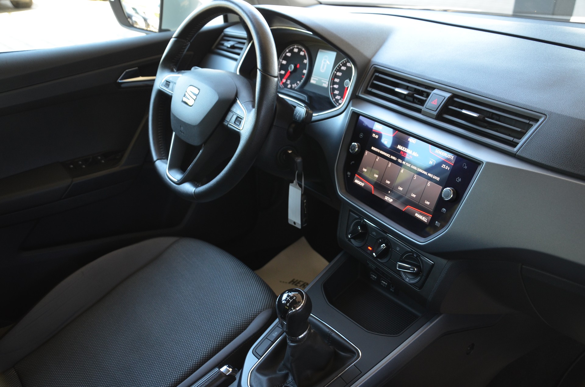 SEAT Arona 1.0 TSI Eco Style*Frisch ab MFK,1 Jahr oder 20000km Garantie auf Motor und Getriebe*-image-12