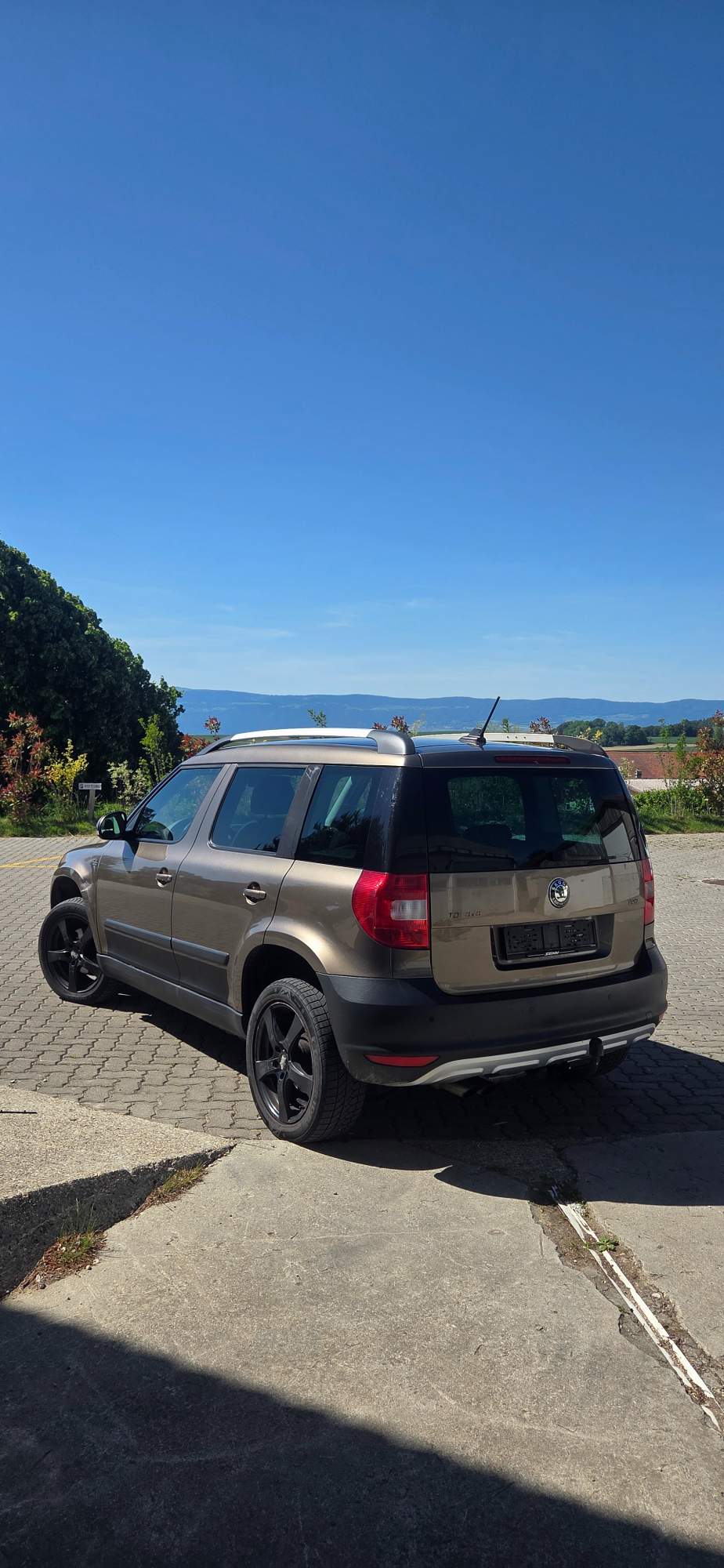 SKODA 2.0 TDI 140 AllDrive 4x4 DSG-image-2