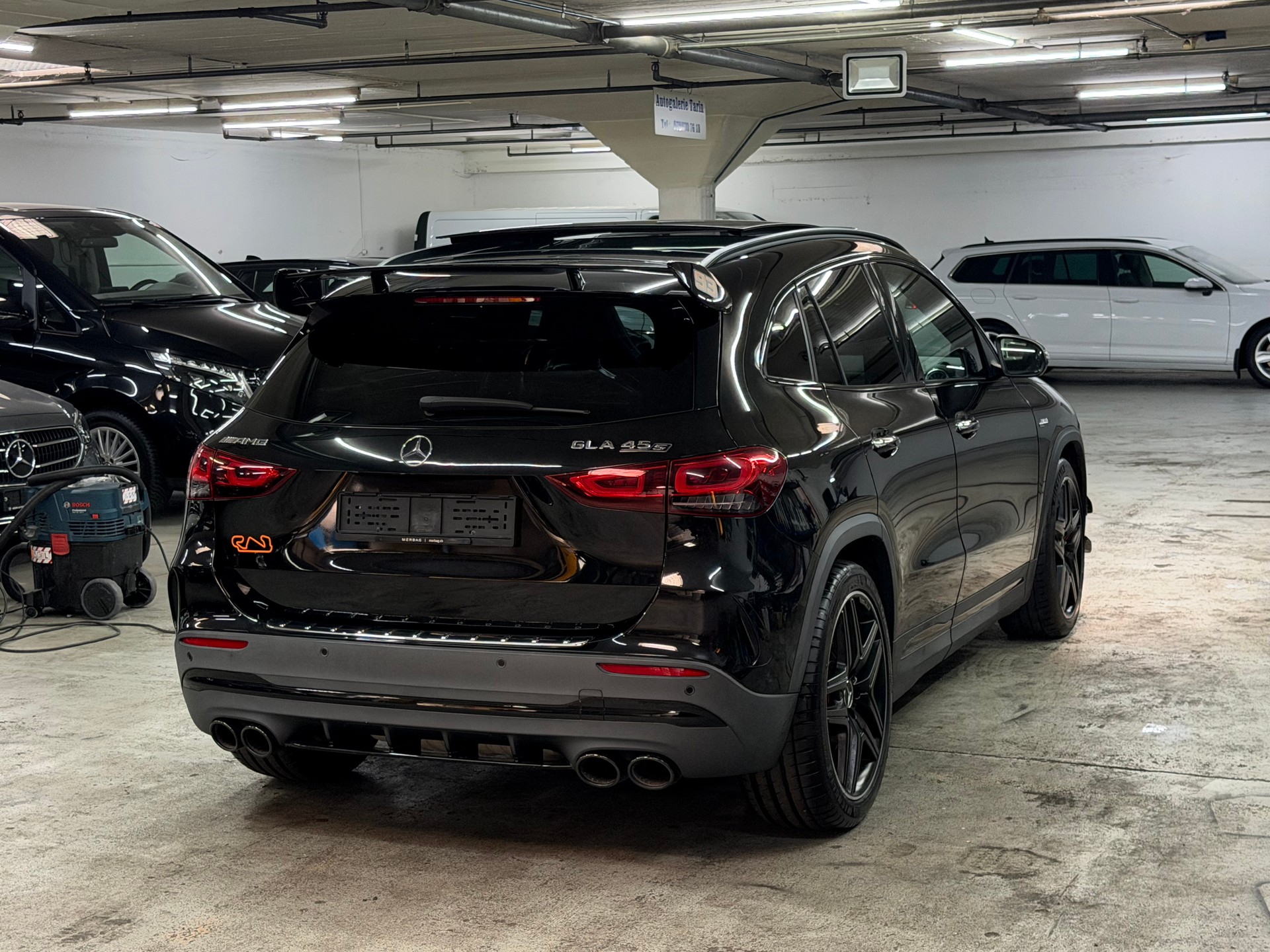 MERCEDES-BENZ GLA 45 S AMG 4Matic+ PERFORMANCE PAKET-image-4