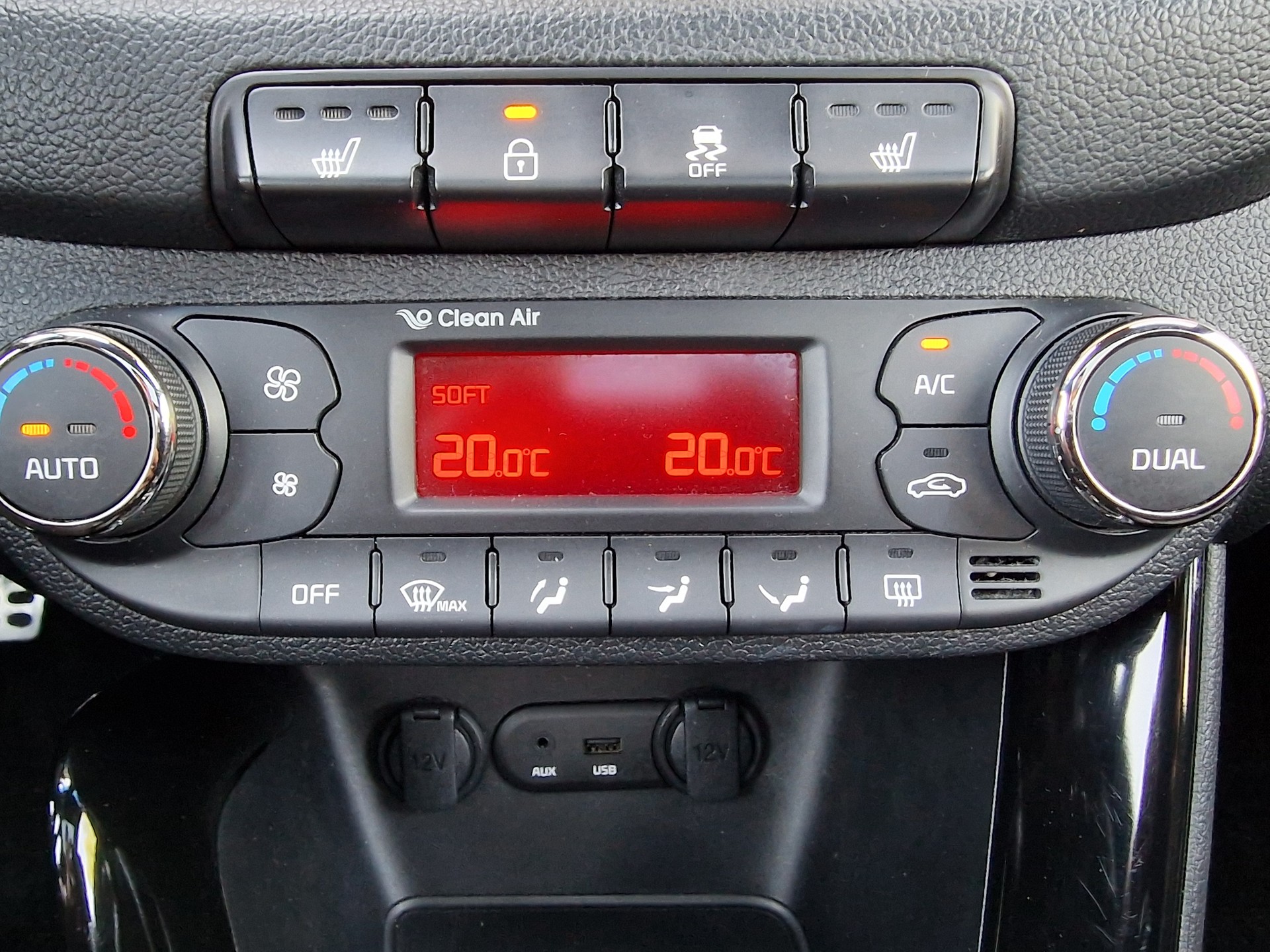 KIA Cee'd 1.6 GDi Turbo GT-image-11