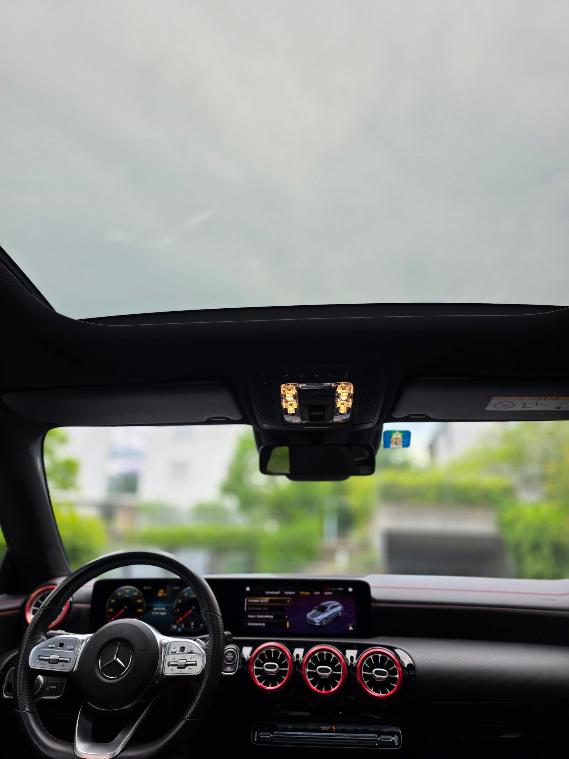 MERCEDES-BENZ CLA Shooting Brake 200 AMG Line 7G-DCT-image-15