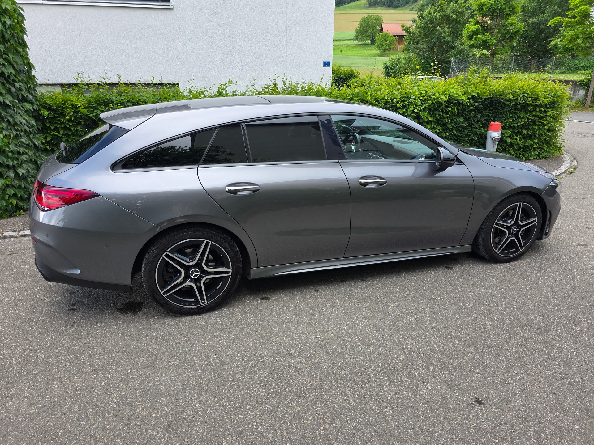 MERCEDES-BENZ CLA Shooting Brake 200 AMG Line 7G-DCT-image-4