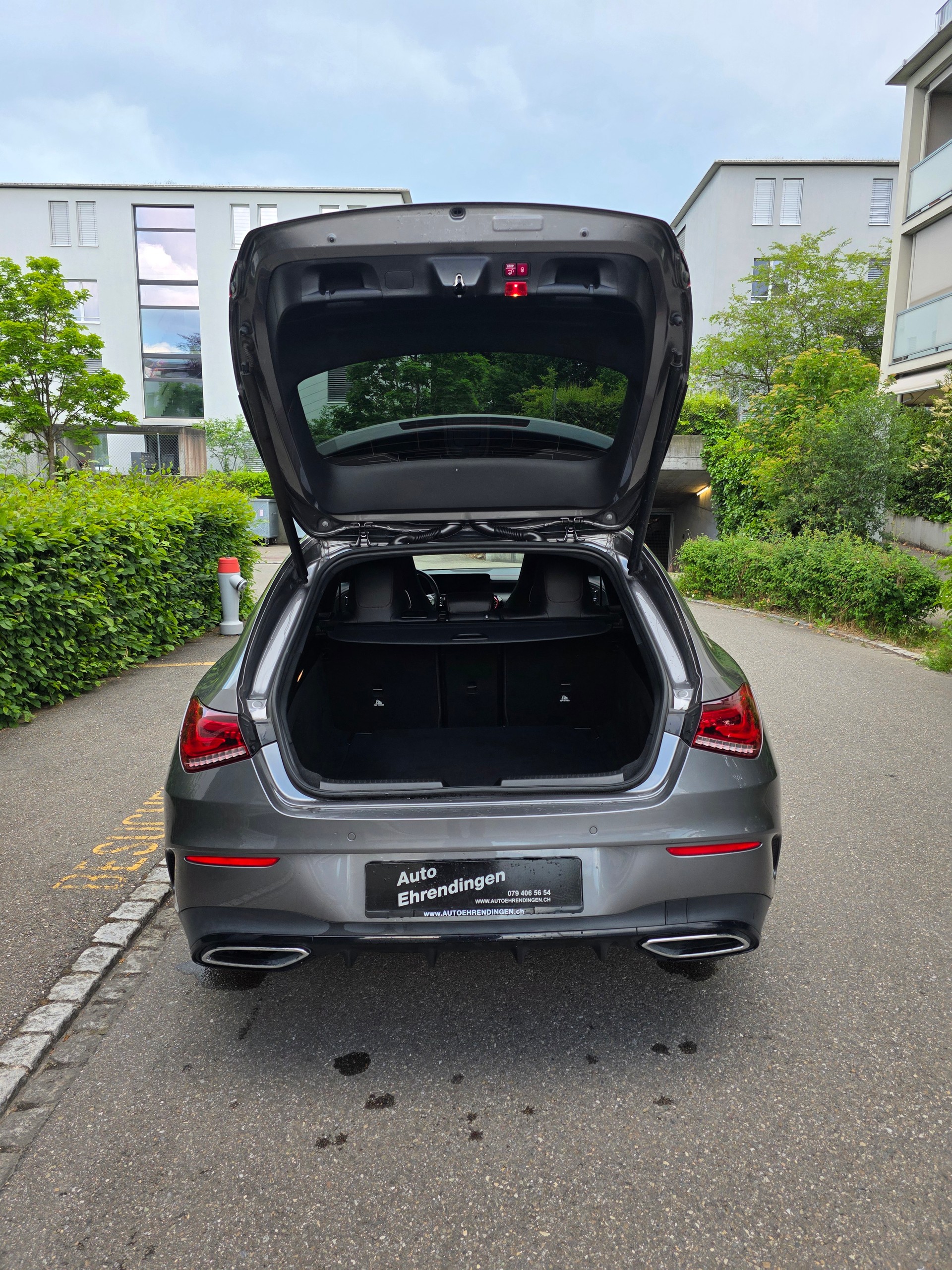 MERCEDES-BENZ CLA Shooting Brake 200 AMG Line 7G-DCT-image-9