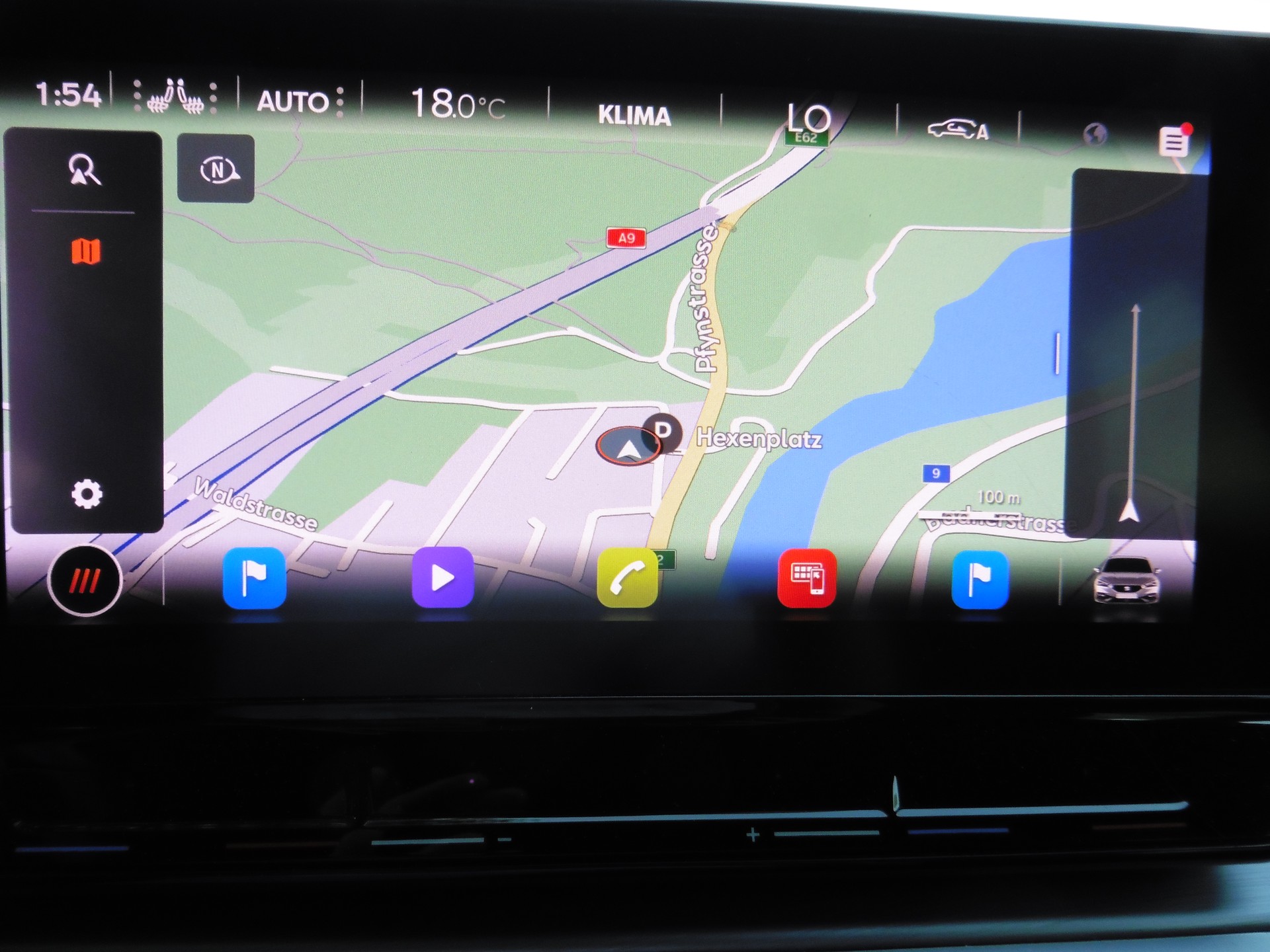 SEAT Leon ST 1.5 eTSI mHEV DSG FR-image-15