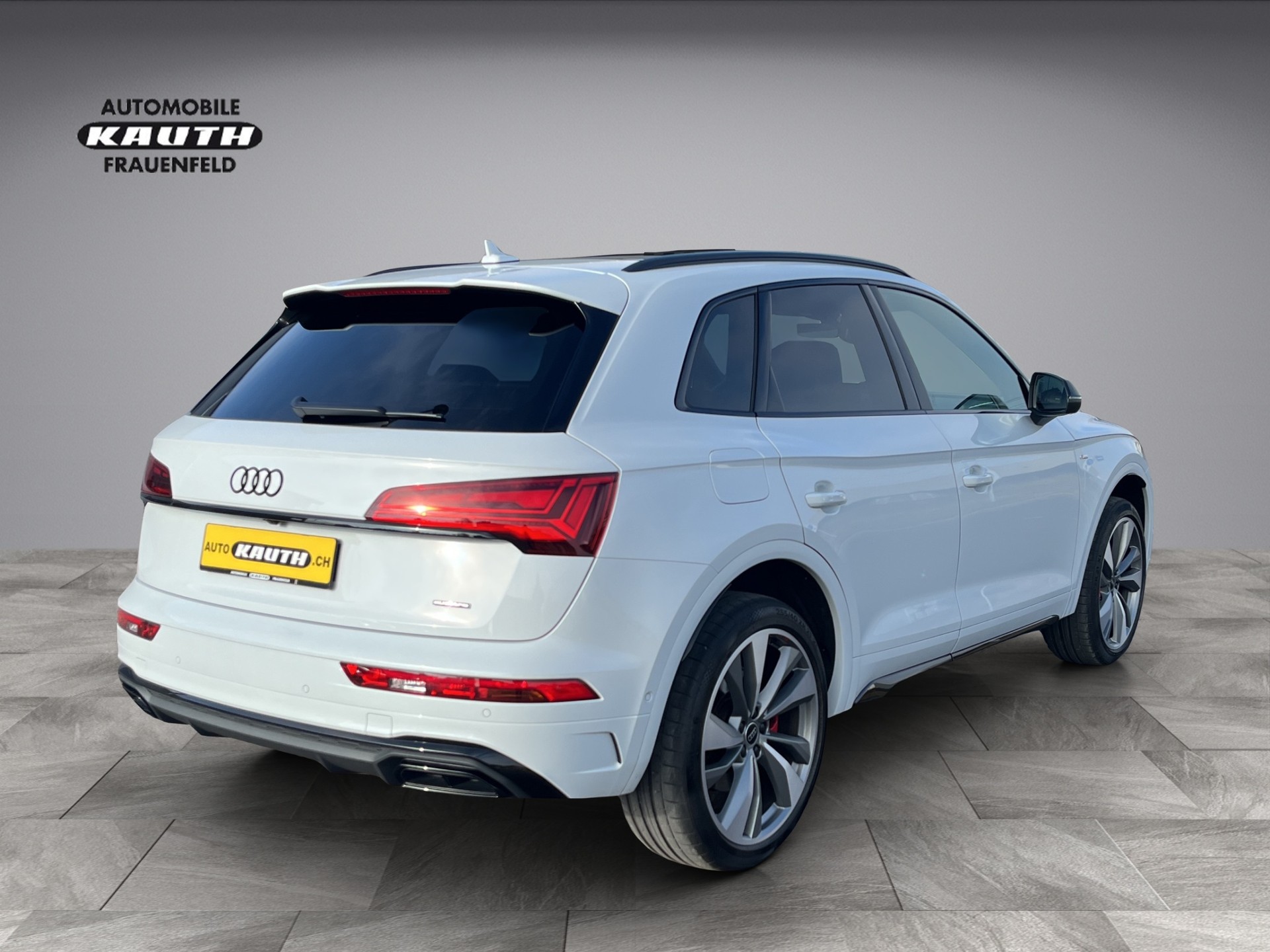 AUDI Q5 55 TFSI e PHEV S line quattro S-tronic*Panodach, Head-up, 360°Kamera, AHK, B&O, (5-Jahre Garantie)-image-5