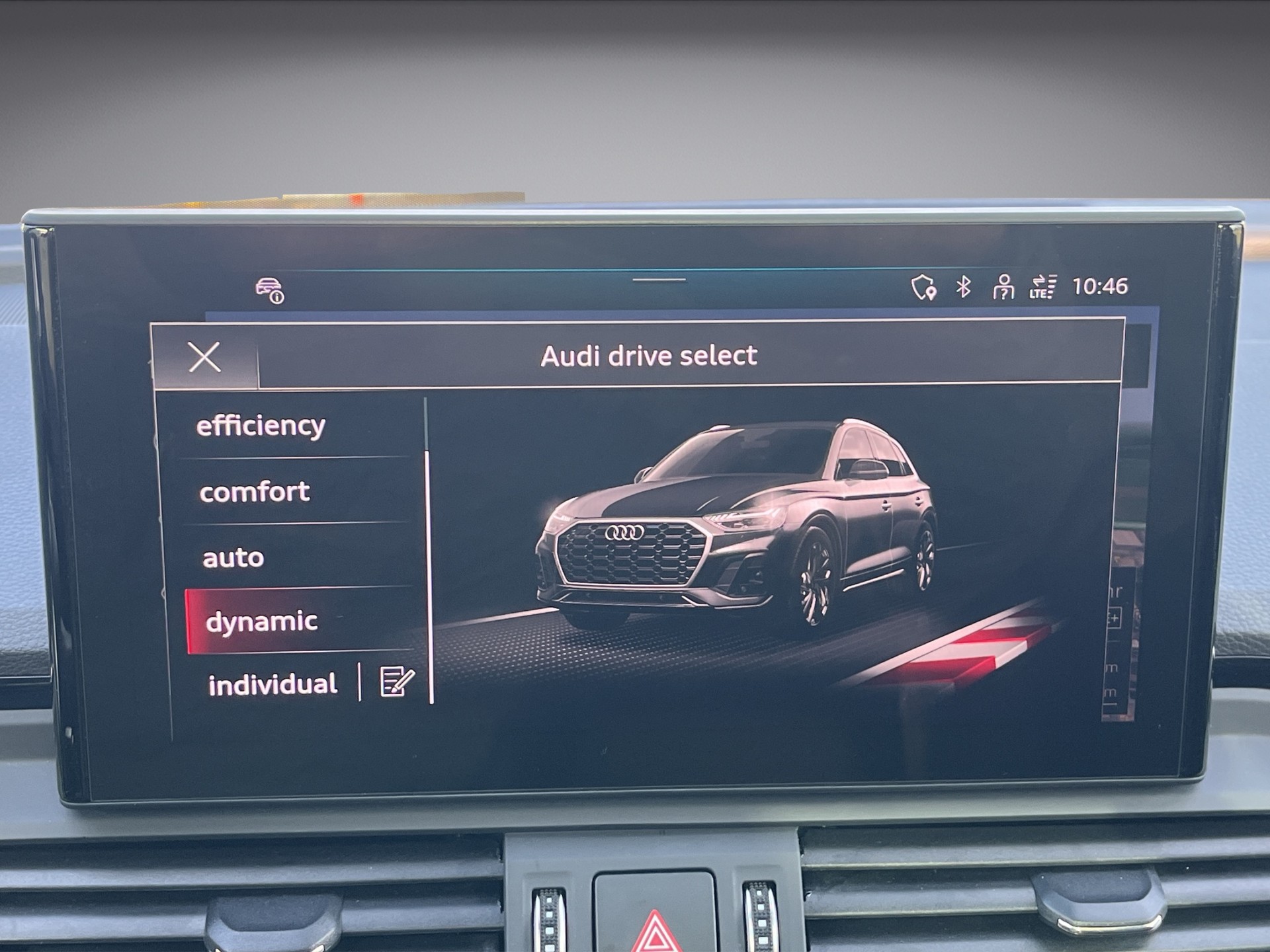 AUDI Q5 55 TFSI e PHEV S line quattro S-tronic*Panodach, Head-up, 360°Kamera, AHK, B&O, (5-Jahre Garantie)-image-28