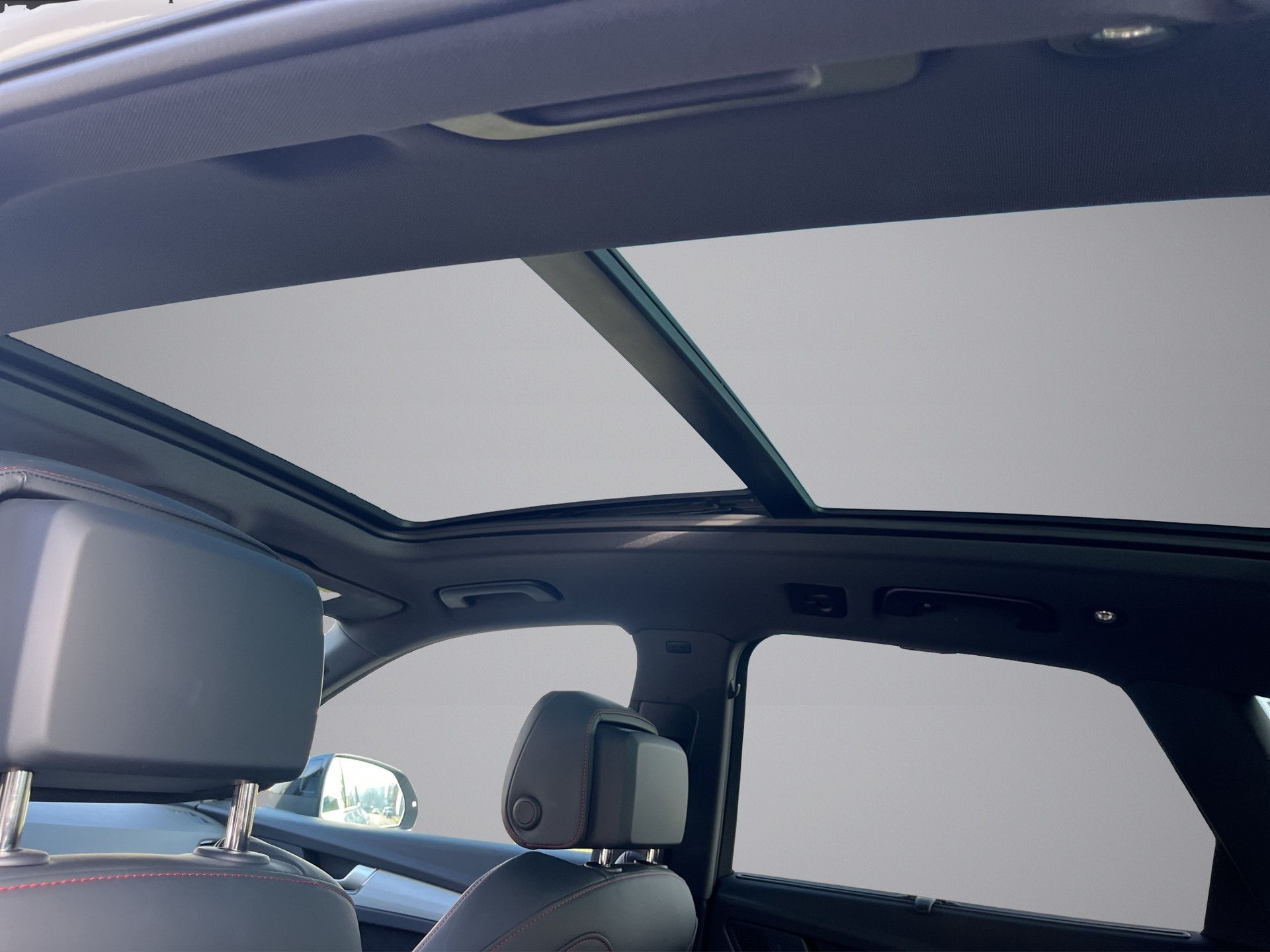 AUDI Q5 55 TFSI e PHEV S line quattro S-tronic*Panodach, Head-up, 360°Kamera, AHK, B&O, (5-Jahre Garantie)-image-18