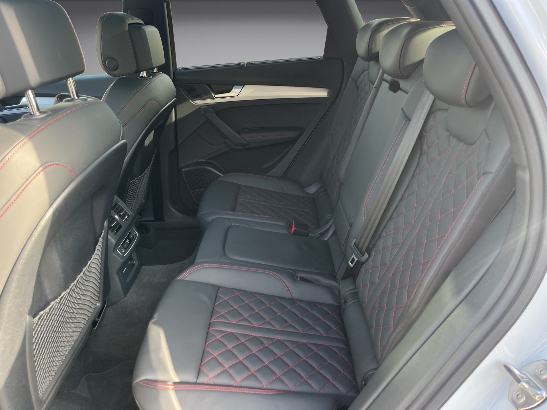 AUDI Q5 55 TFSI e PHEV S line quattro S-tronic*Panodach, Head-up, 360°Kamera, AHK, B&O, (5-Jahre Garantie)-image-15