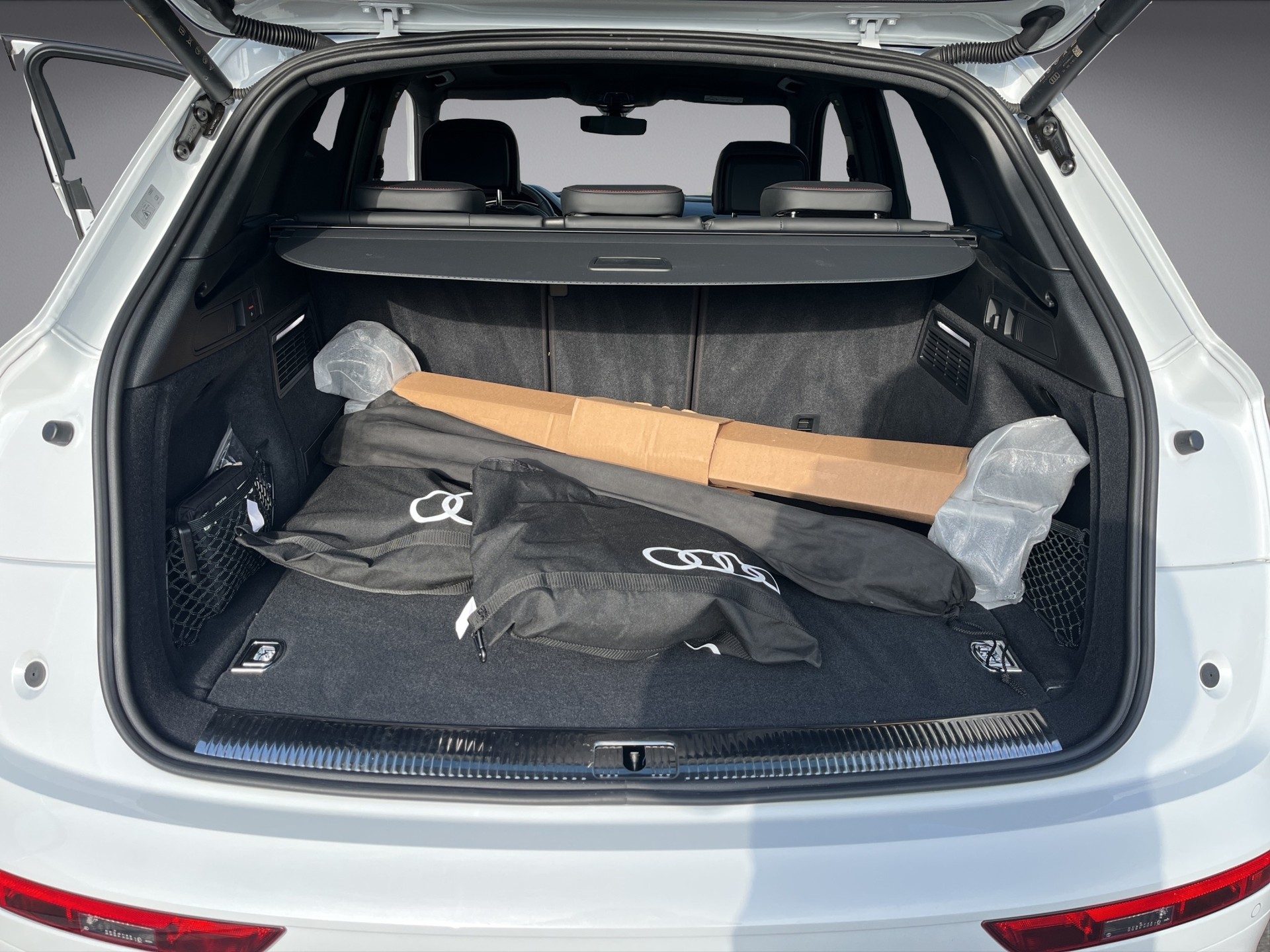 AUDI Q5 55 TFSI e PHEV S line quattro S-tronic*Panodach, Head-up, 360°Kamera, AHK, B&O, (5-Jahre Garantie)-image-19