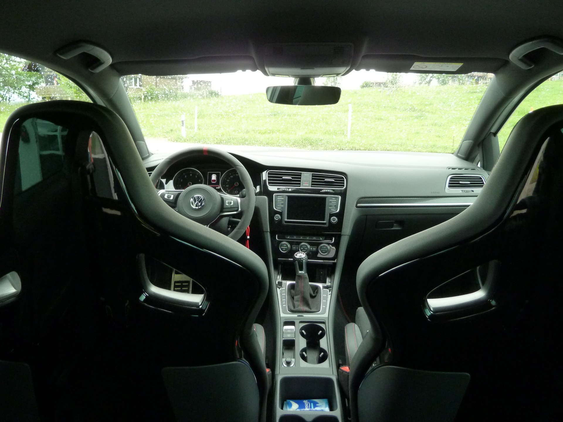 VW Golf 2.0 TSI GTI Clubsport S-image-12