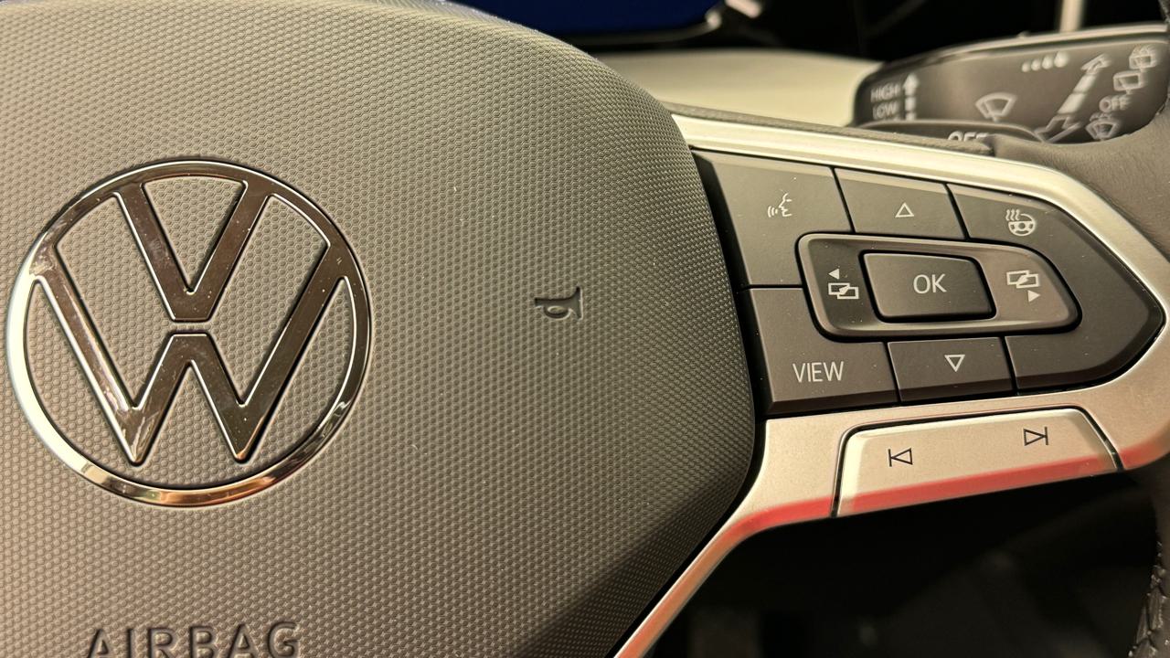VW Golf VIII 1.5 TSI PHEV Limited-image-9