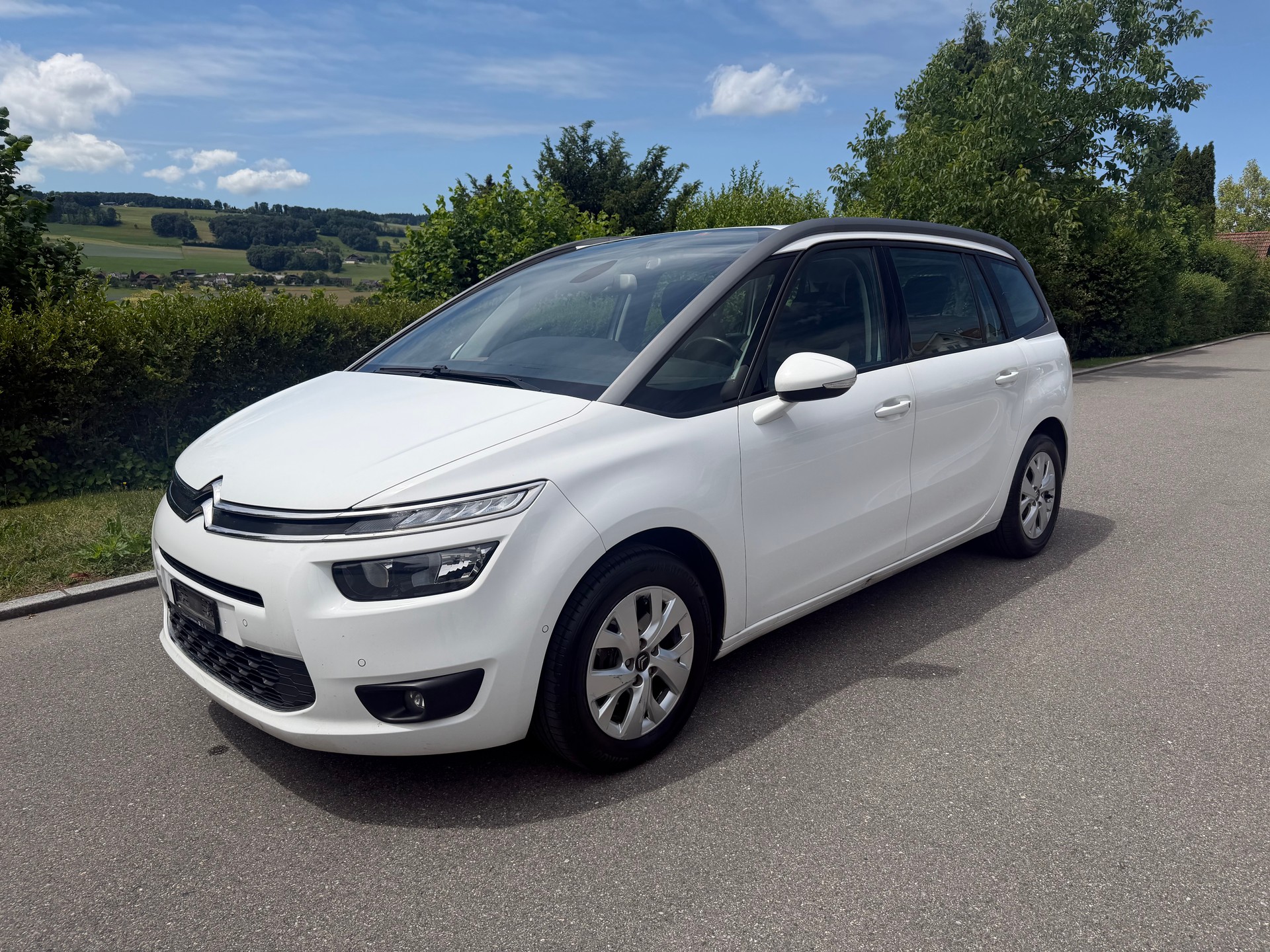 CITROEN C4 PICASSO-image-1