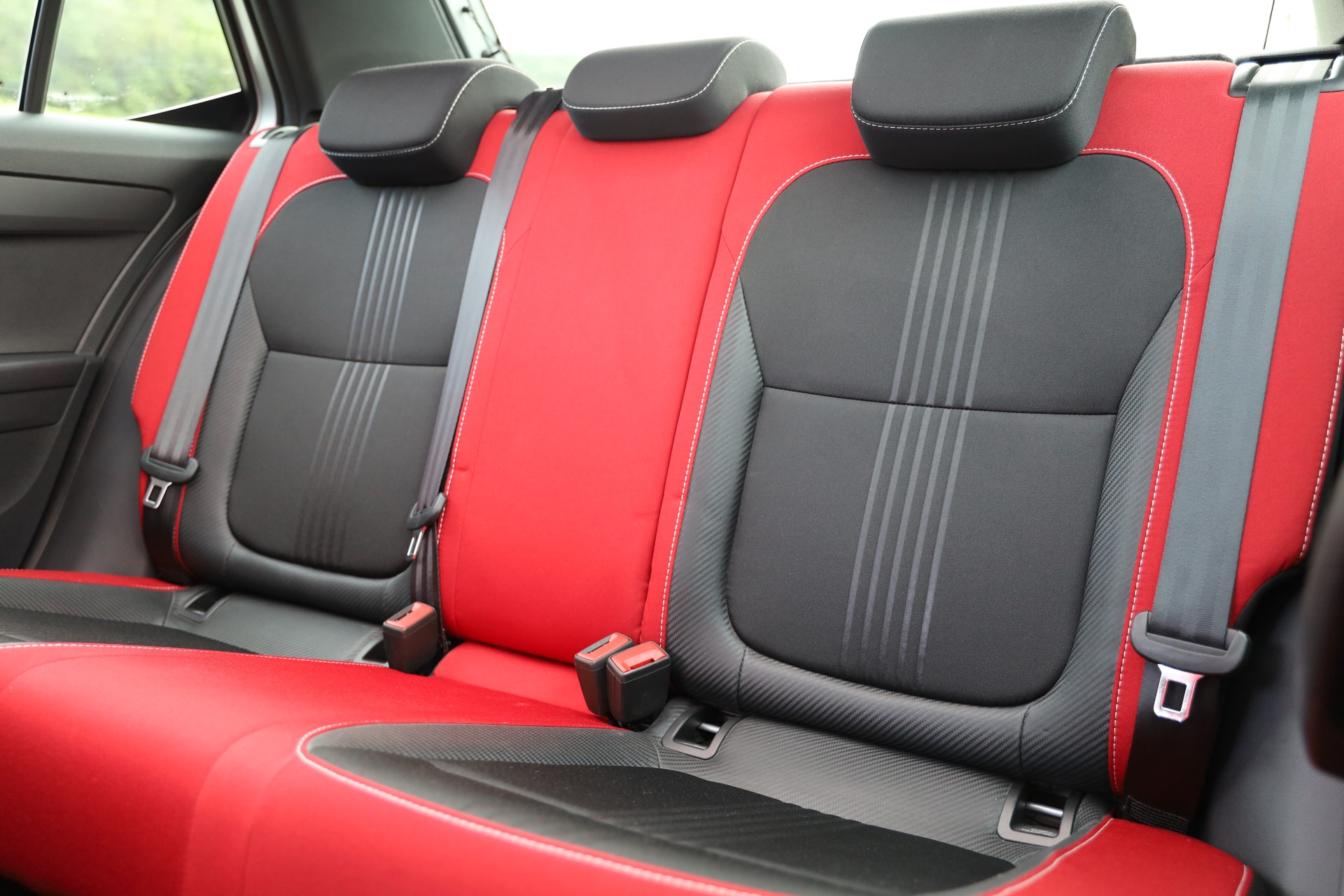 SKODA Fabia 1.0 TSI Monte Carlo DSG-image-9