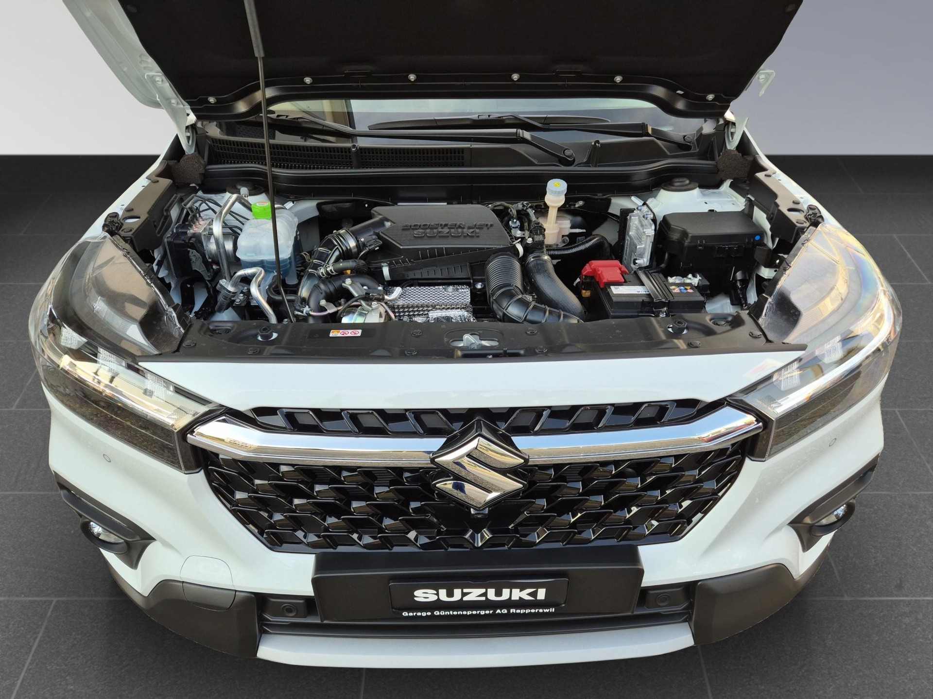 SUZUKI S-Cross 1.4 T Compact Top Hybrid 4x4-image-19