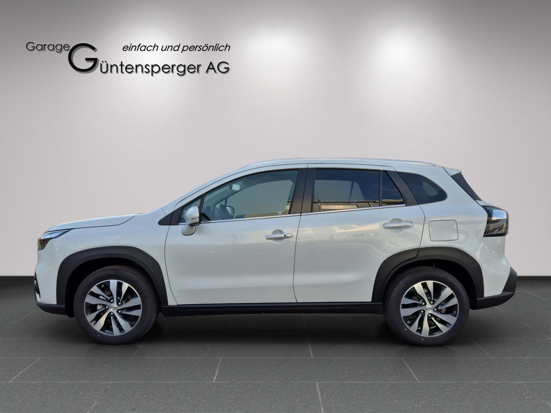 SUZUKI S-Cross 1.4 T Compact Top Hybrid 4x4-showroom-element-1