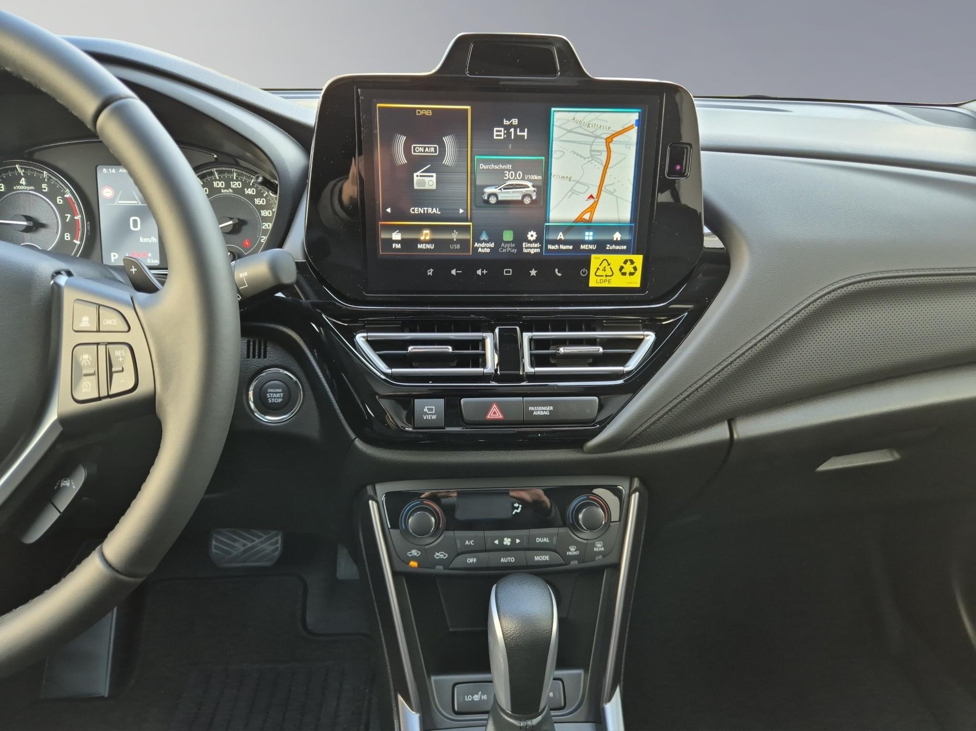 SUZUKI S-Cross 1.4 T Compact Top Hybrid 4x4-image-13
