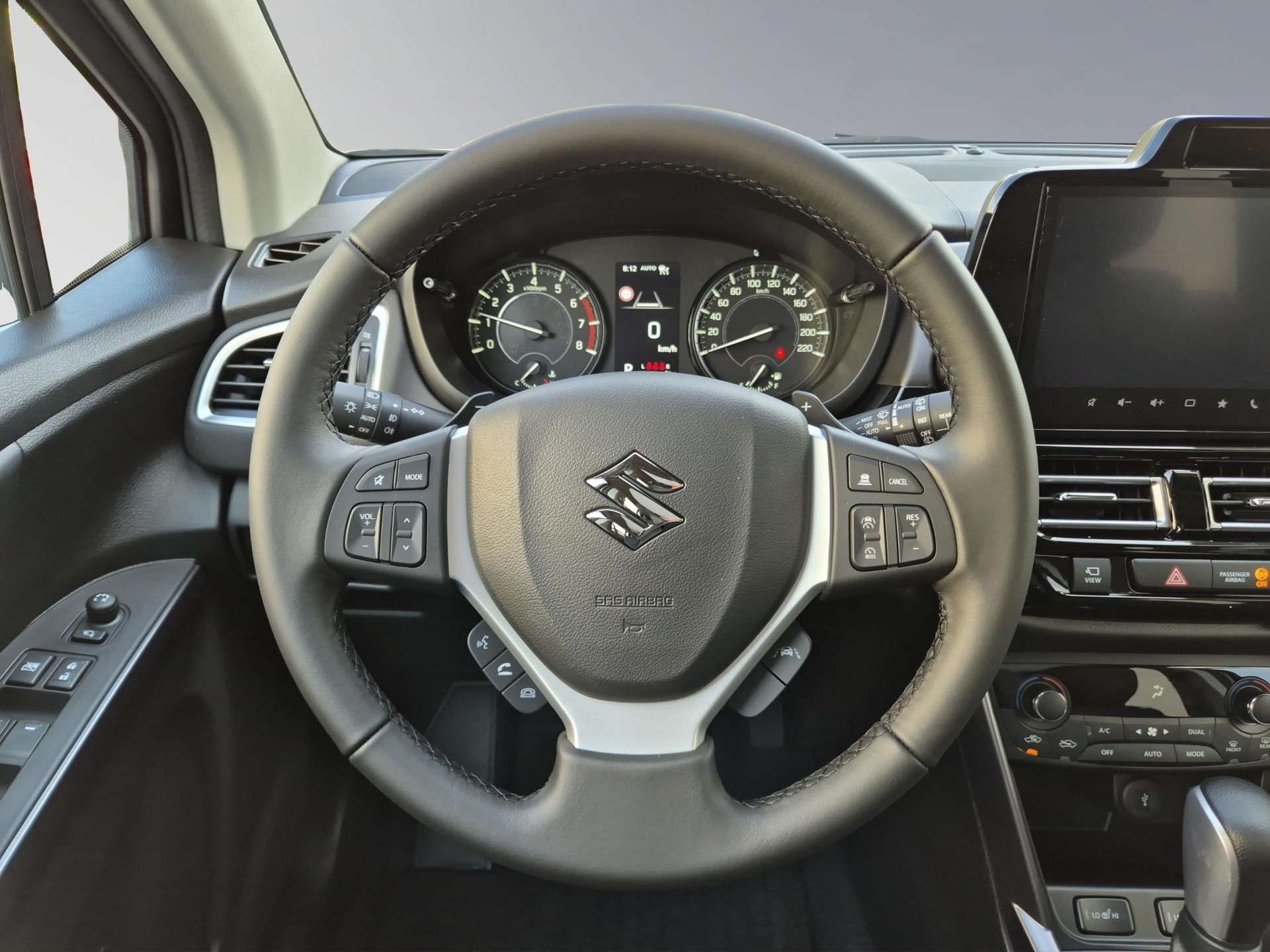 SUZUKI S-Cross 1.4 T Compact Top Hybrid 4x4-image-9