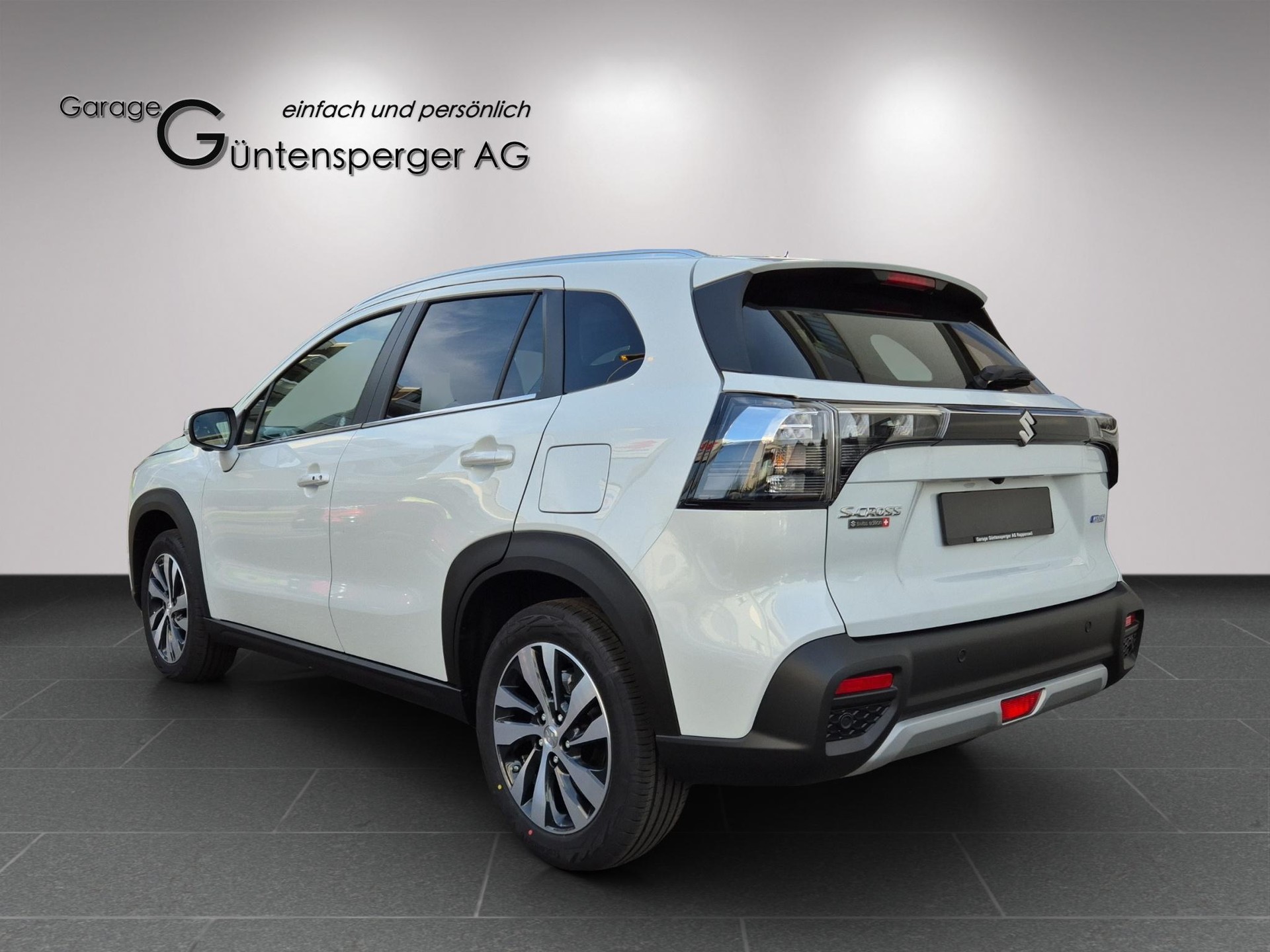 SUZUKI S-Cross 1.4 T Compact Top Hybrid 4x4-showroom-element-2