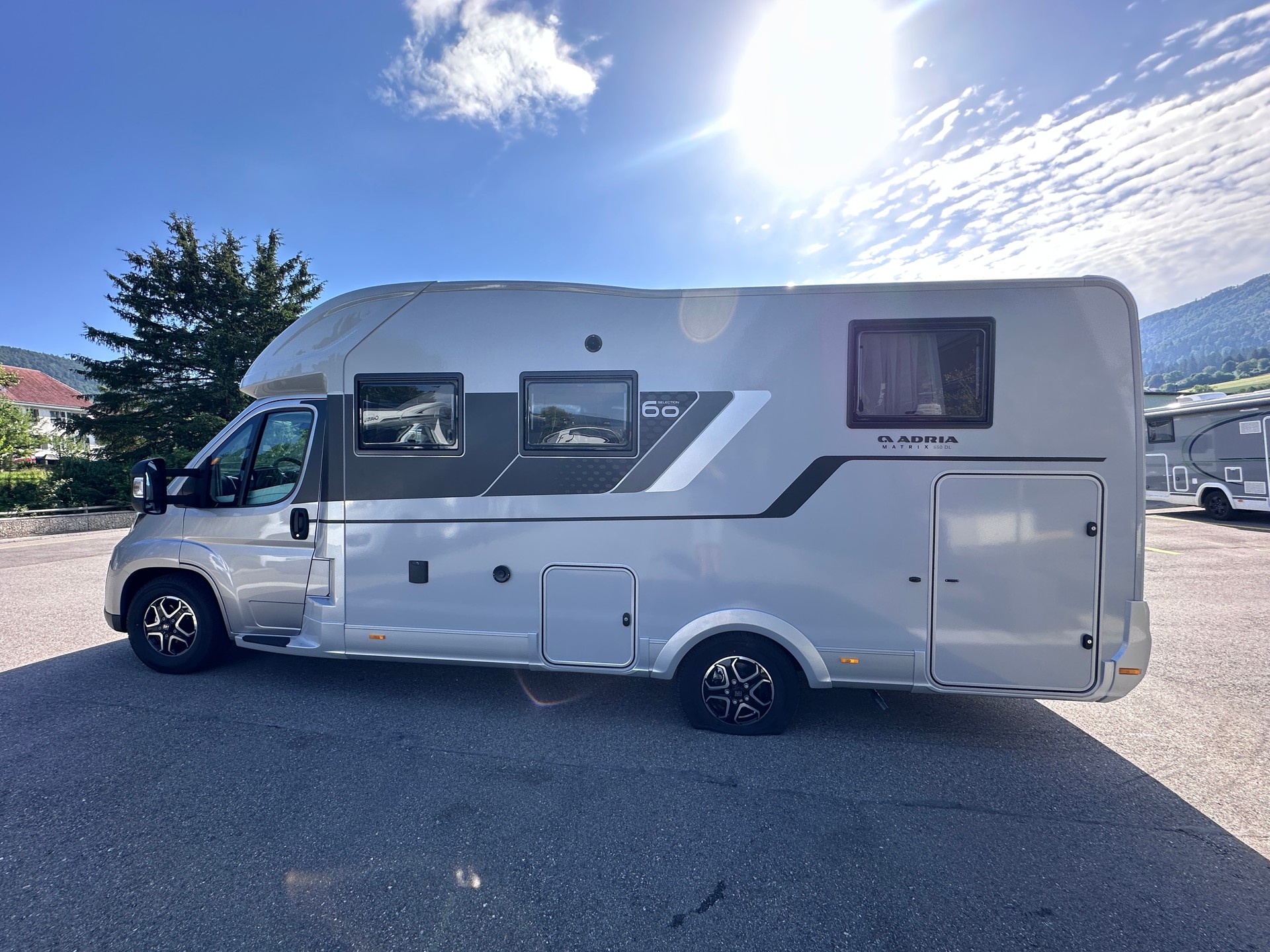 ADRIA Matrix 650 DL 60Y Deluxe-image-5