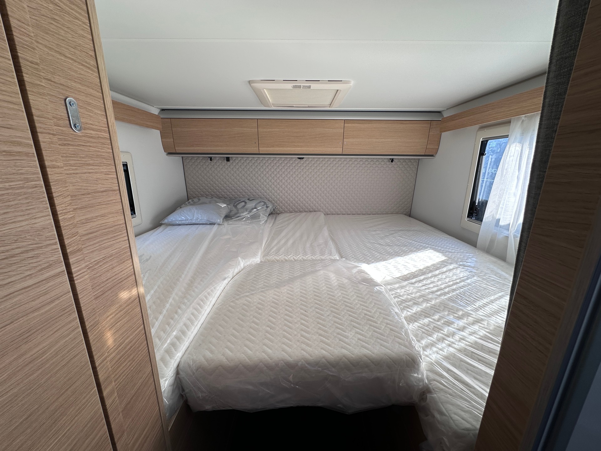 ADRIA Matrix 650 DL 60Y Deluxe-image-17