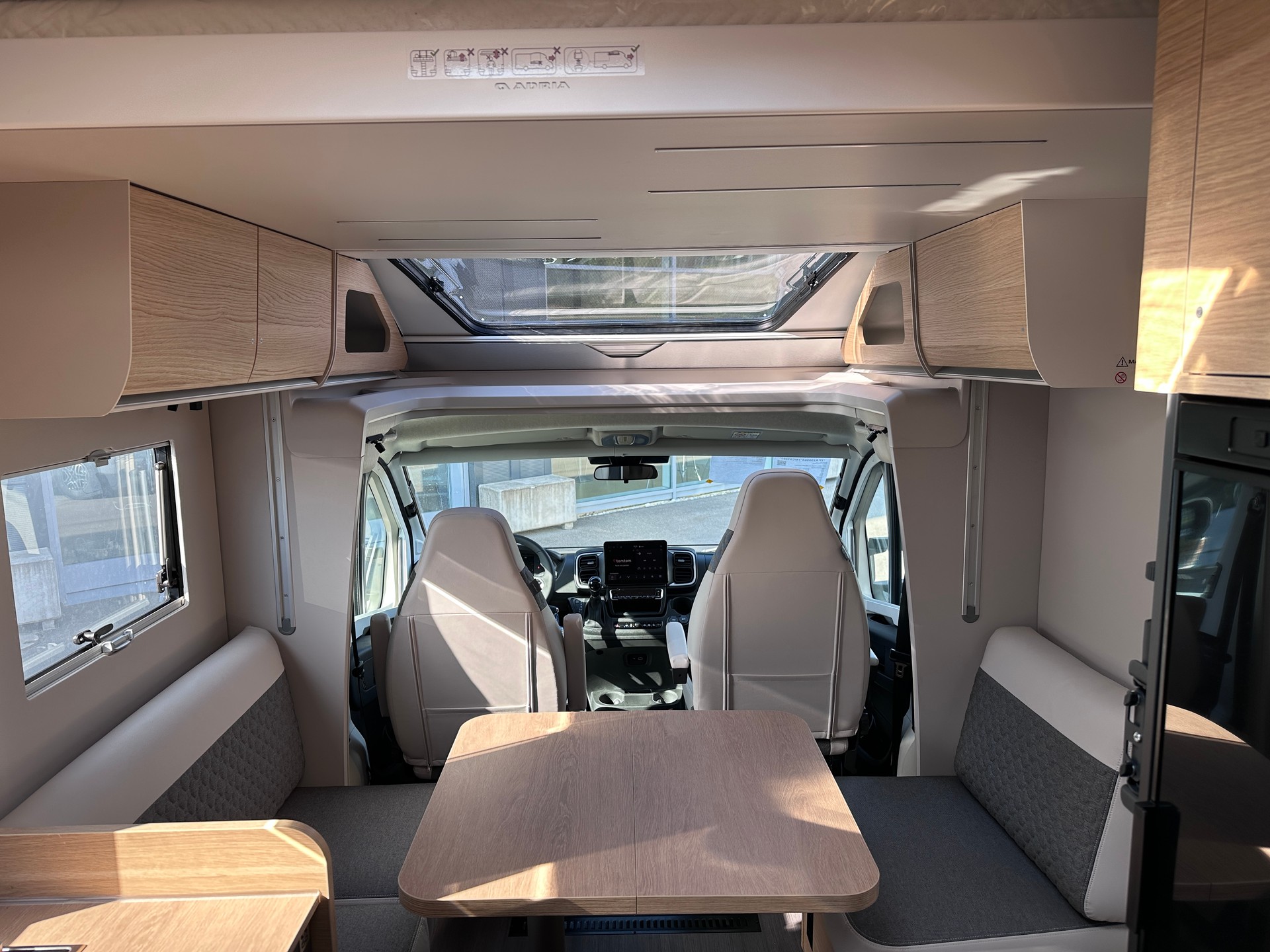 ADRIA Matrix 650 DL 60Y Deluxe-image-9